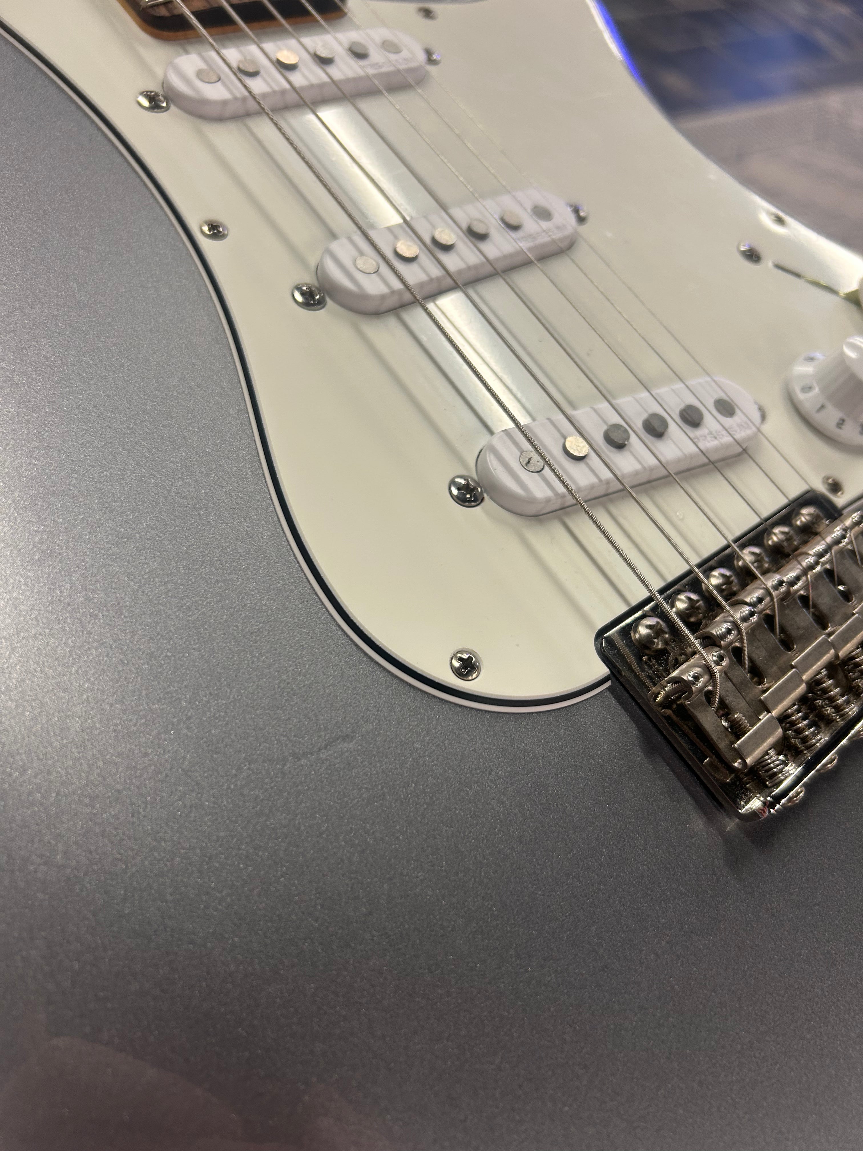 Silver Sky - Tungsten with Rosewood Fingerboard