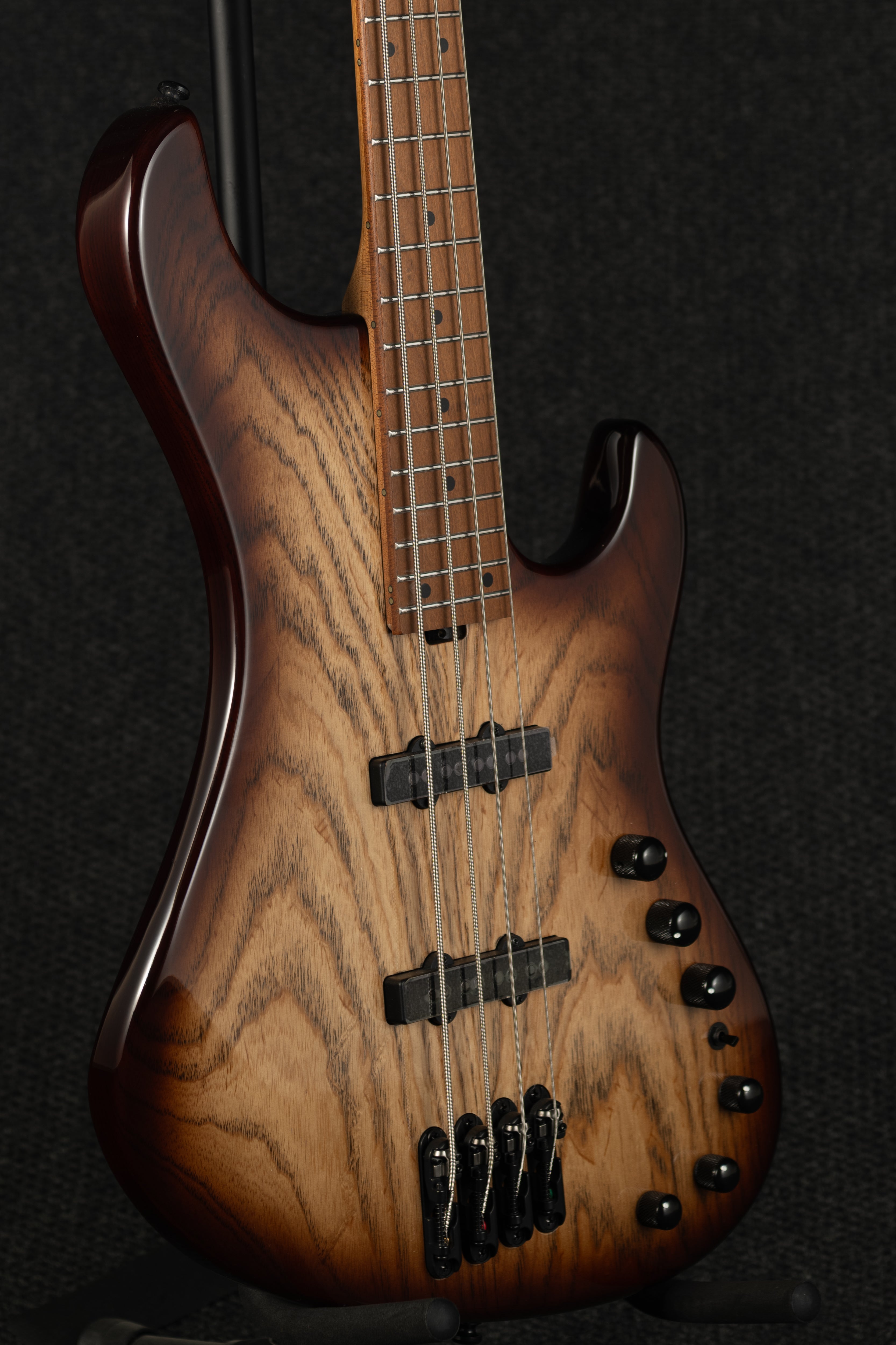 MDM1300NAB - Stained Amber Burst
