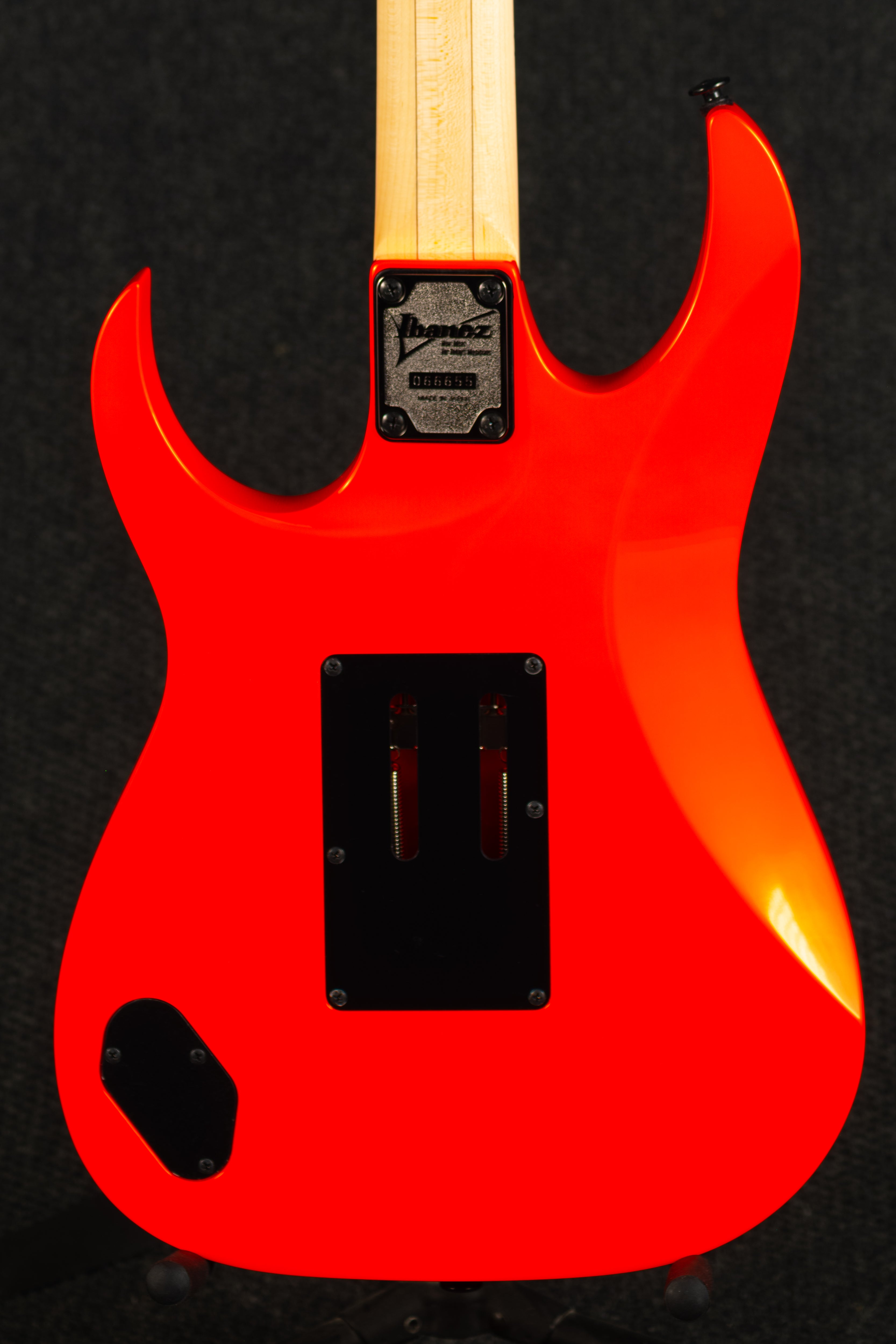 RG550RF - Road Flare Red