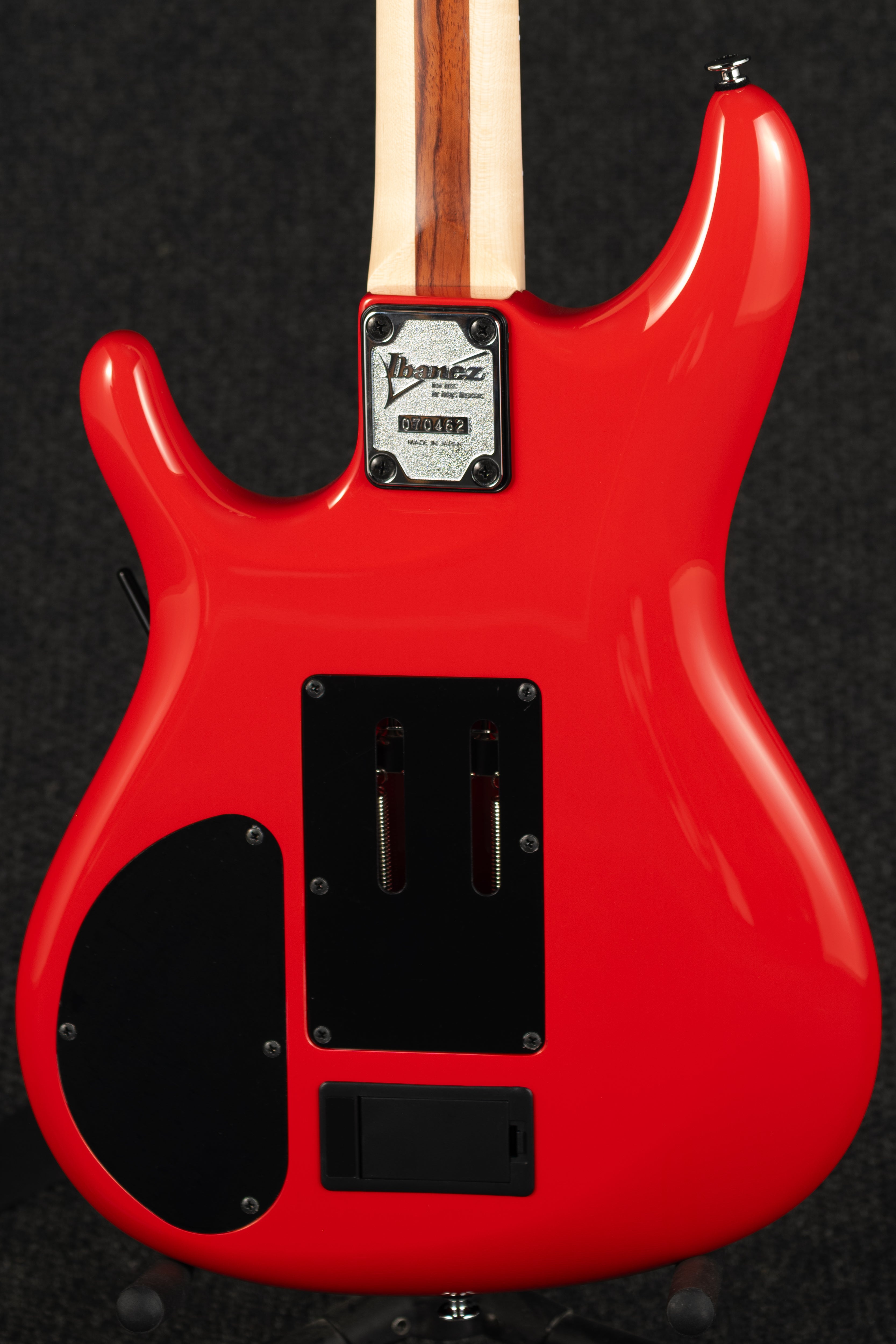 JS2480 Satriani Sig - Muscle Car Red