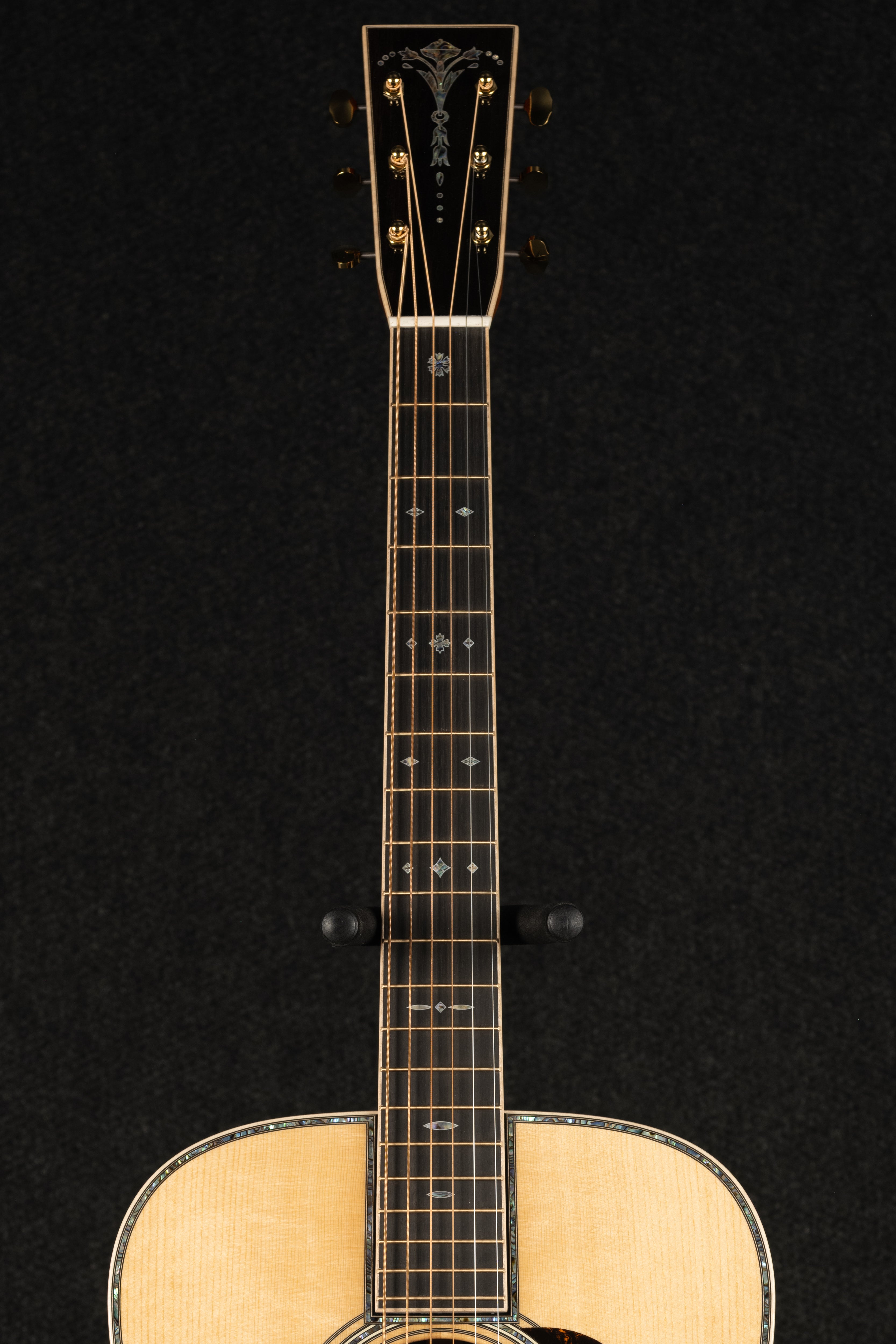 D45 Modern Deluxe