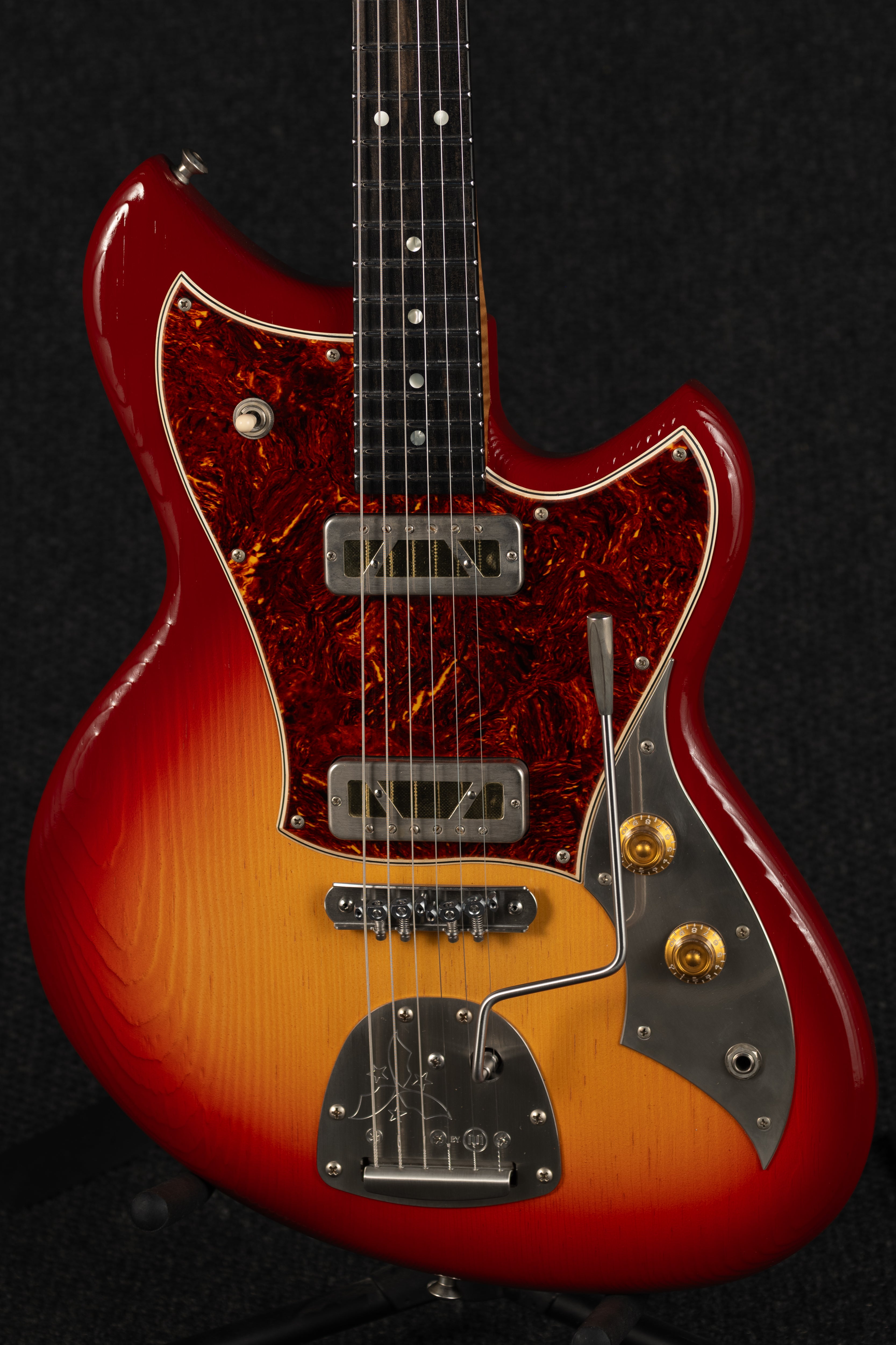 Serus J - Maroon Burst