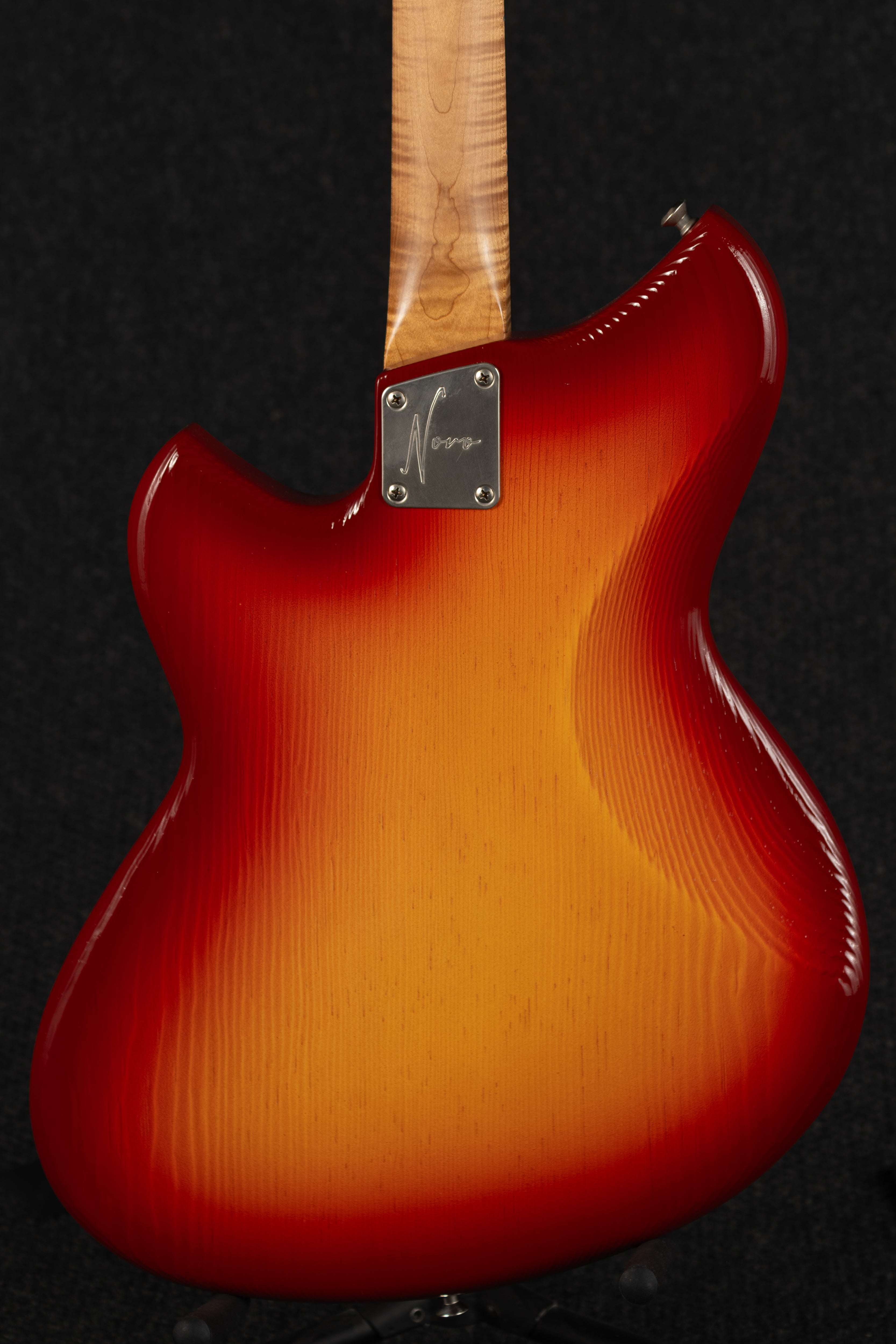 Serus J - Maroon Burst