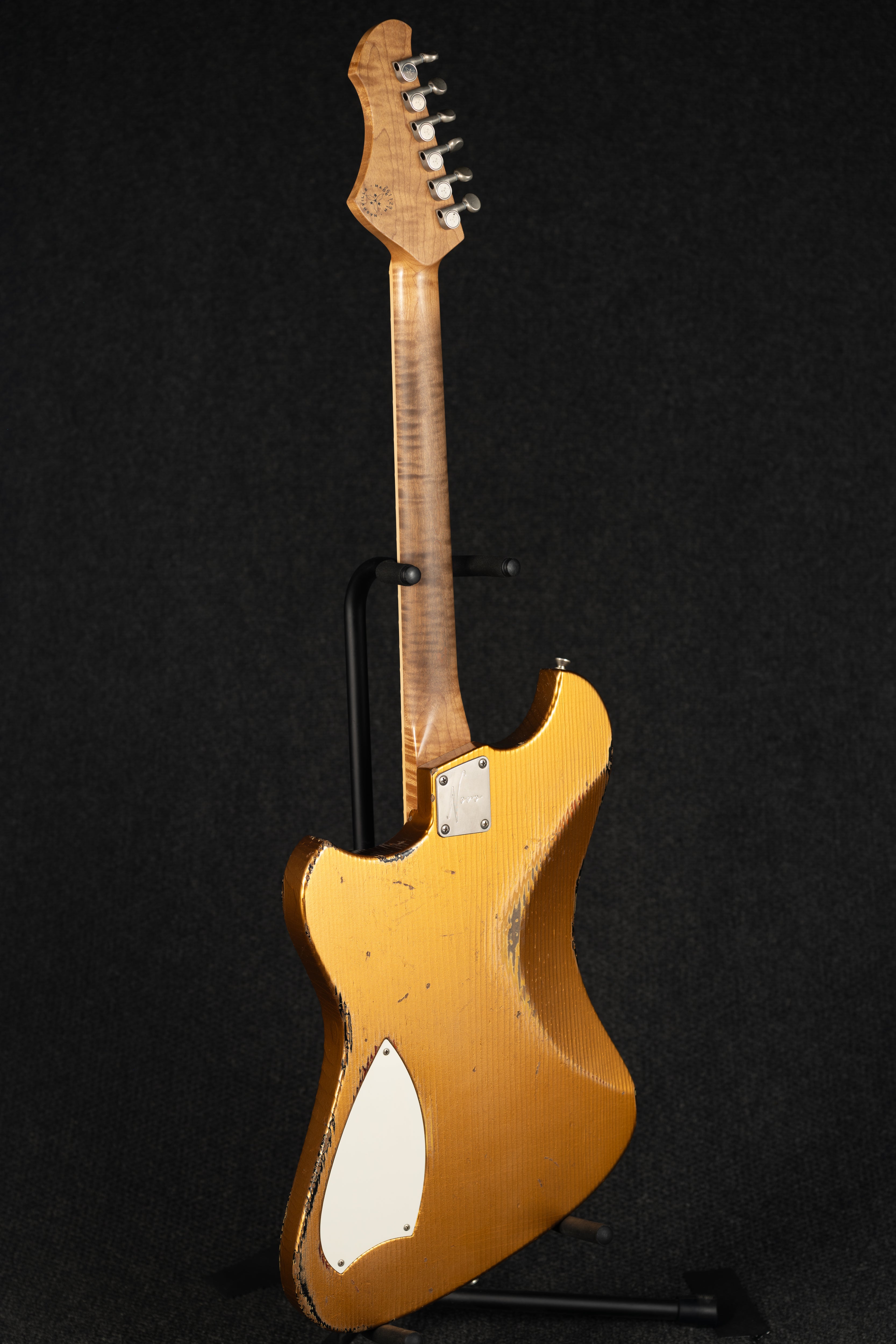 Voltur J - Aztec Gold/3 Tone Burst