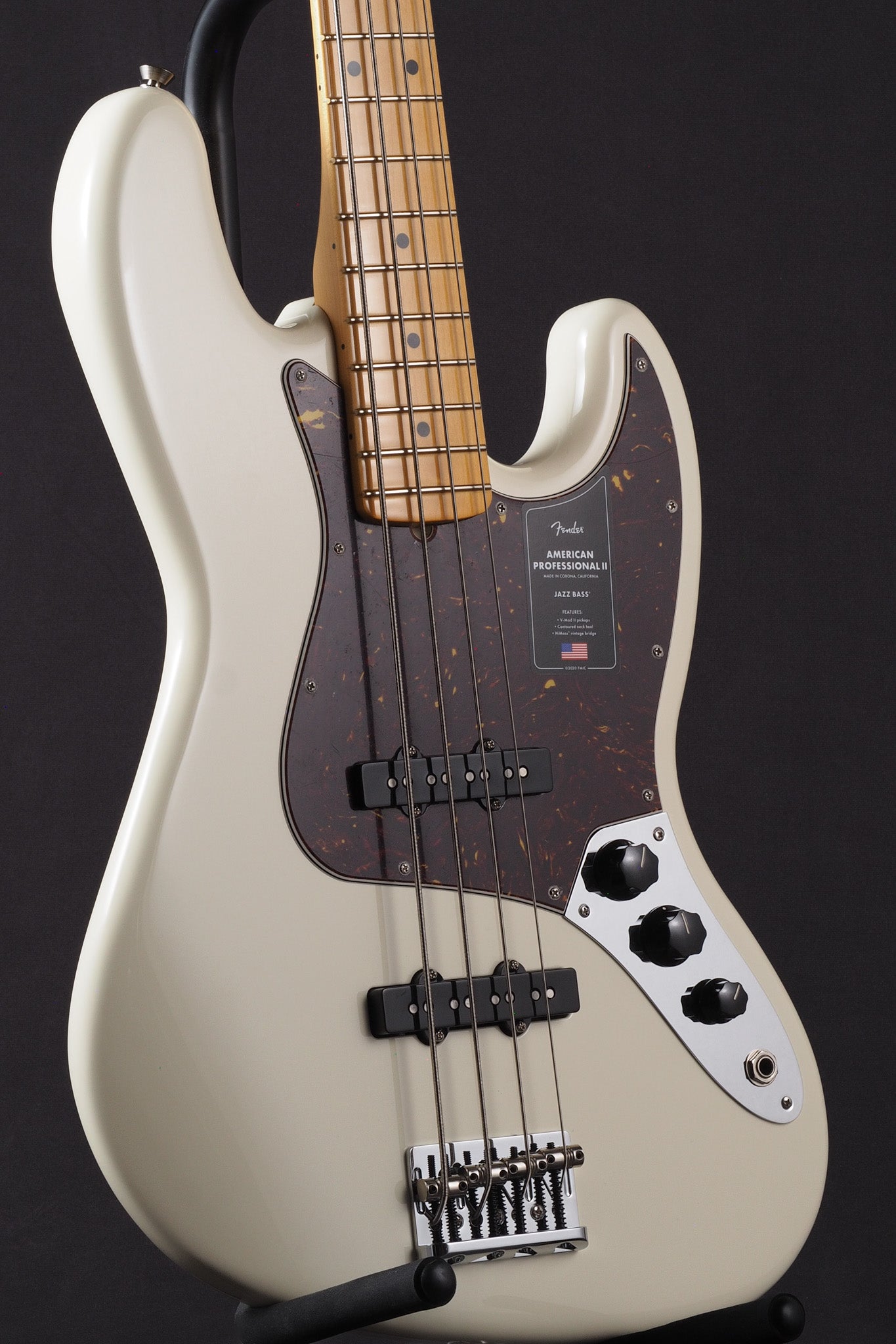 American Professional II Jazz Bass - Olympic White
