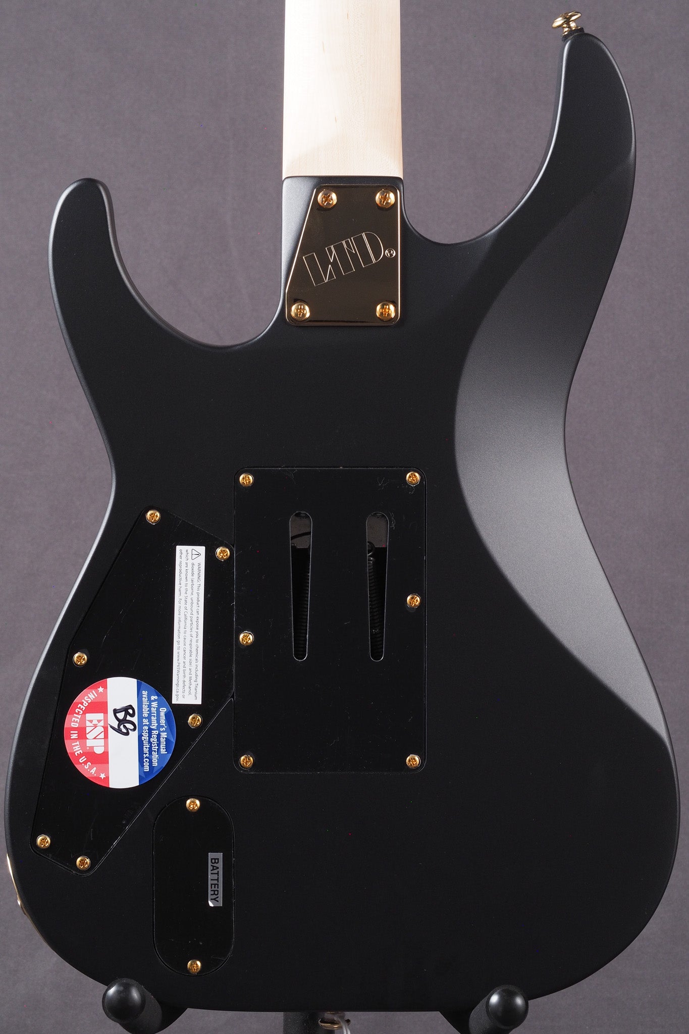 M-1001 Deluxe - Charcoal Metallic