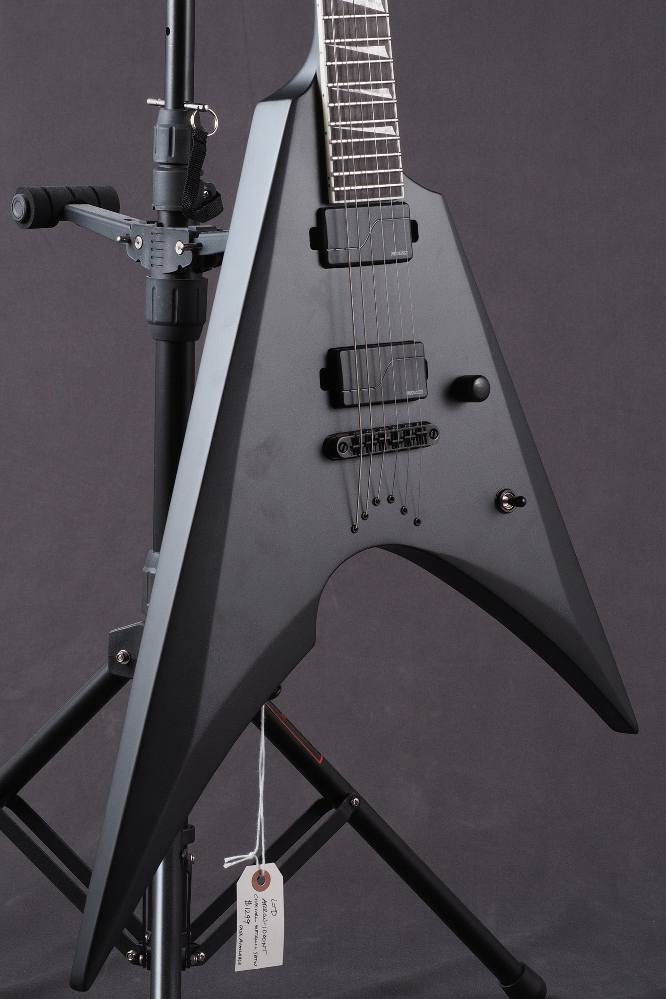 Arrow-1000NT - Charcoal Metallic Satin