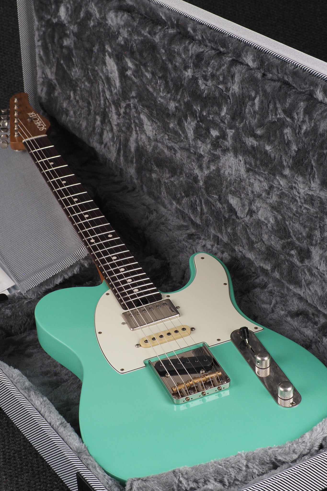 USA PT Wembley Studio -  Seafoam Green Aged Nitro