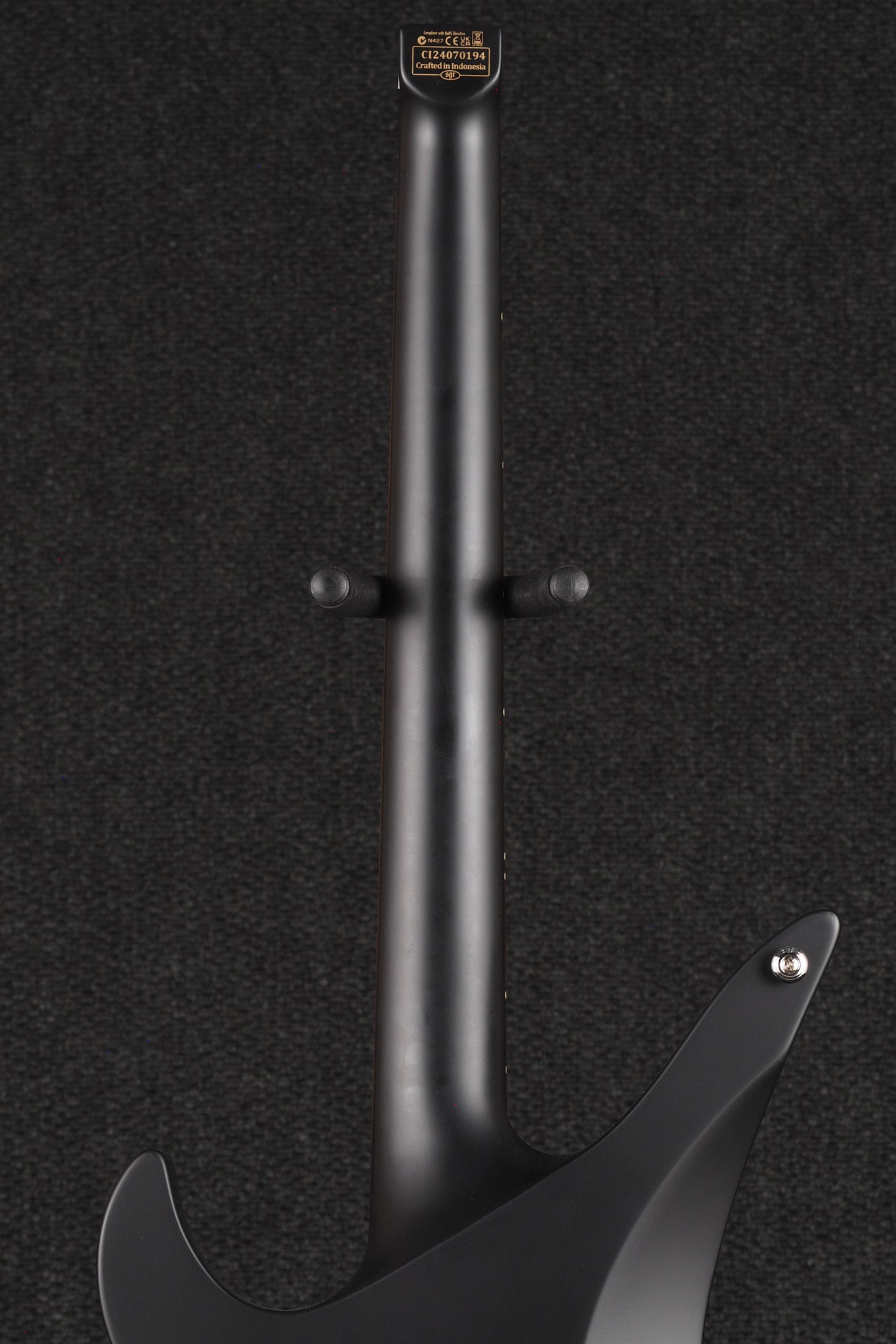 Synyster Gates Custom- 6 TR-S Headless - Black