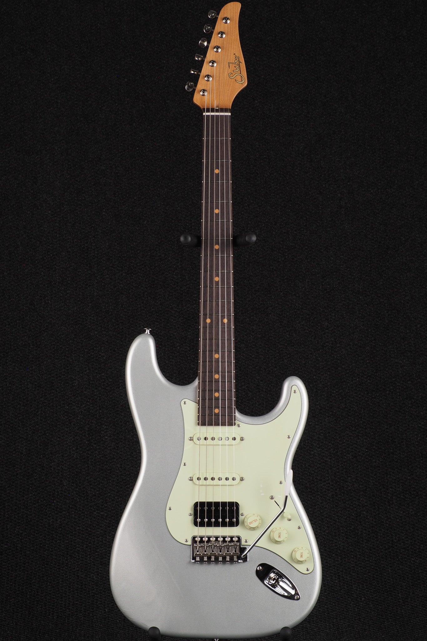Classic S Antique - Firemist Silver, Light Aged