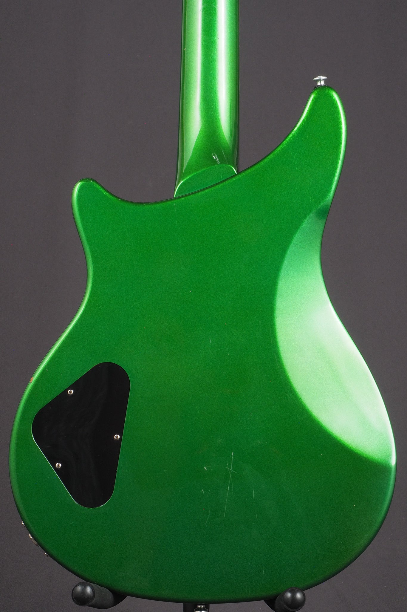 Modern Double Cut Standard - Metallic Alien Green