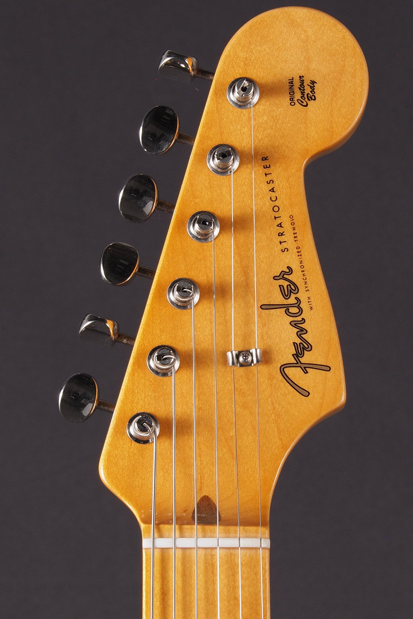 '57 American Vintage II Stratocaster - 2-Color Sunburst