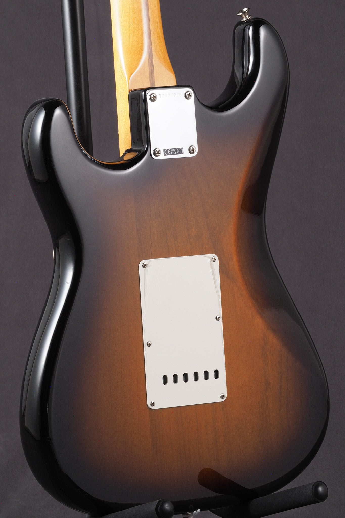'57 American Vintage II Stratocaster - 2-Color Sunburst