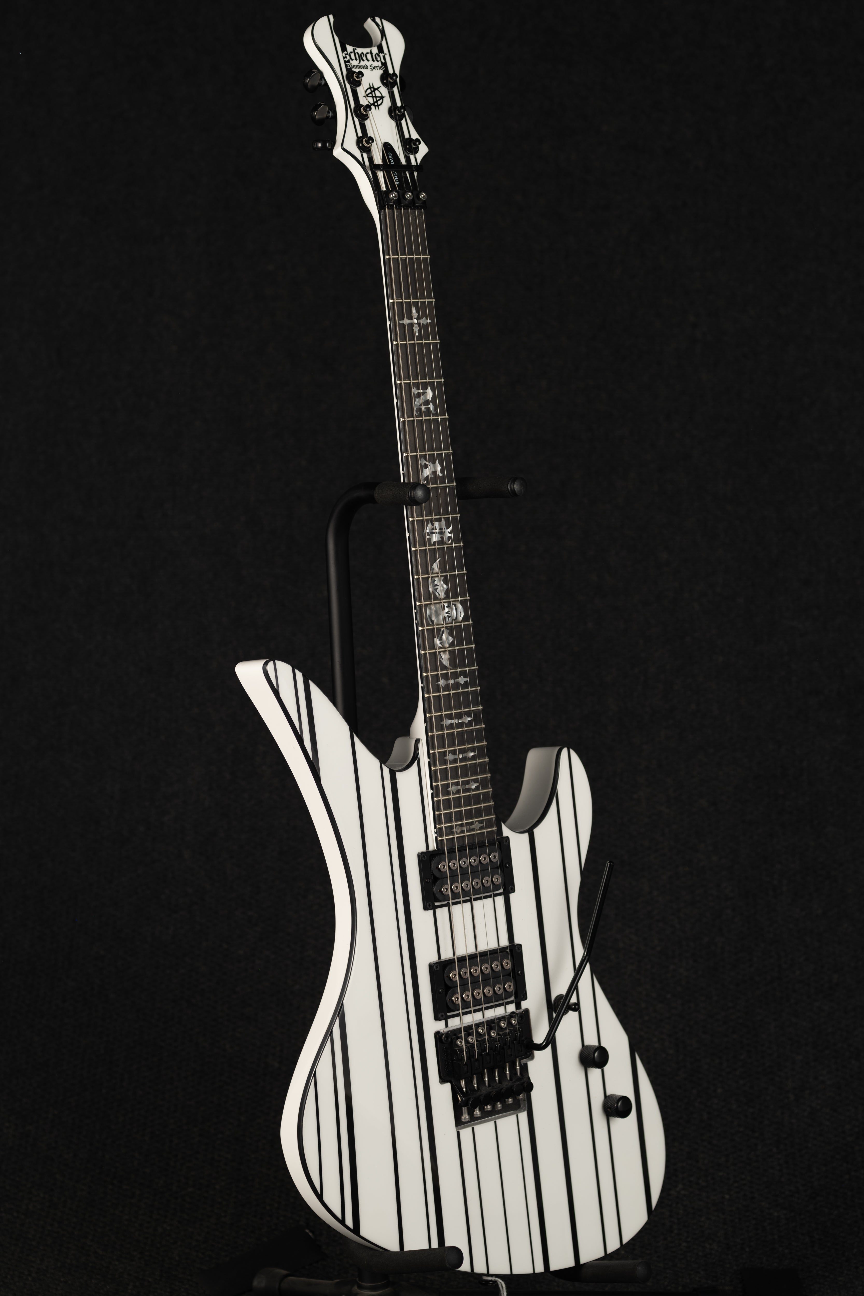 Synyster Standard