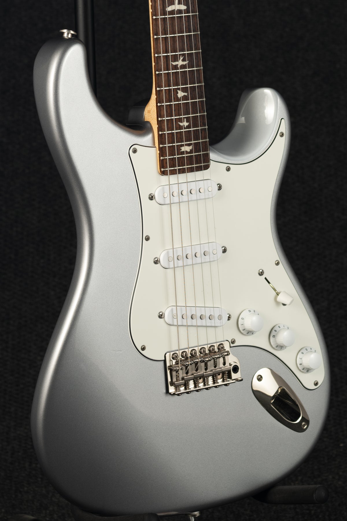 Silver Sky - Tungsten with Rosewood Fingerboard