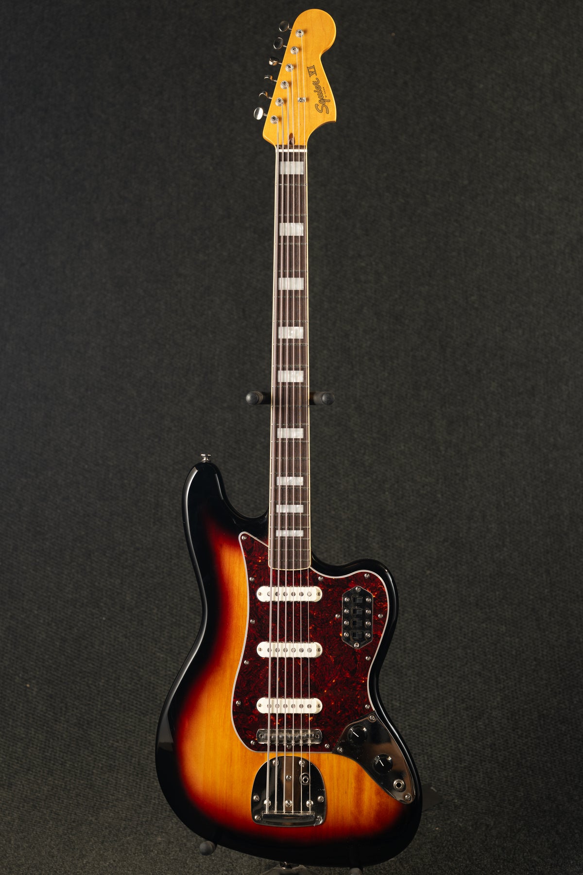 Squier Bass VI Sunburst