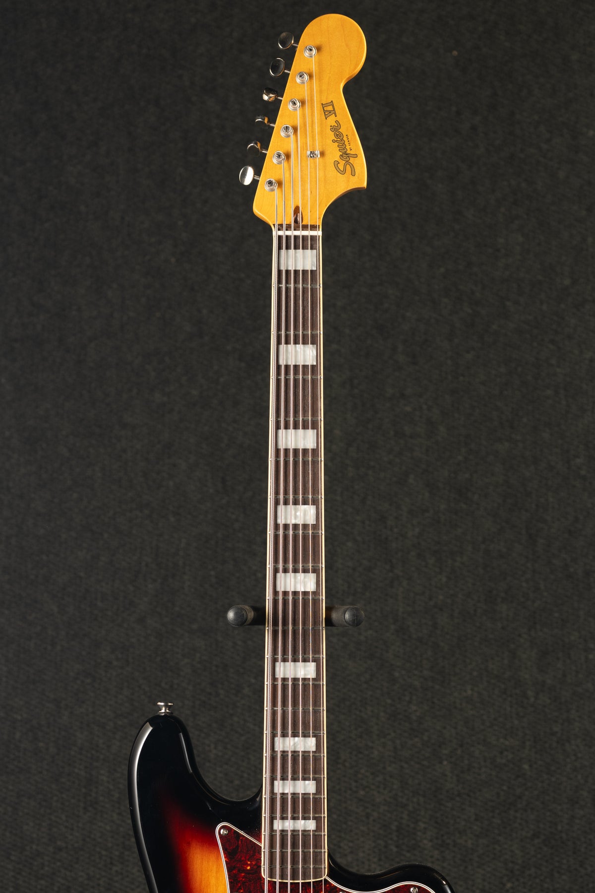 Squier Bass VI Sunburst