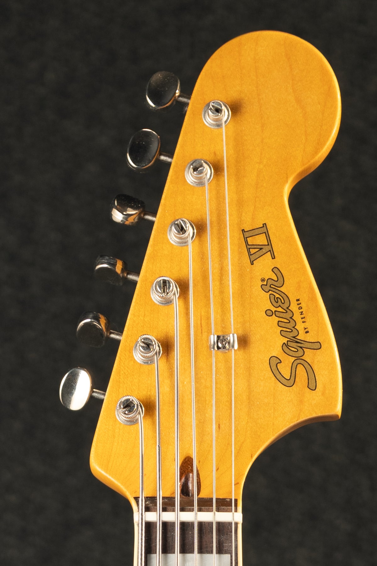Squier Bass VI Sunburst