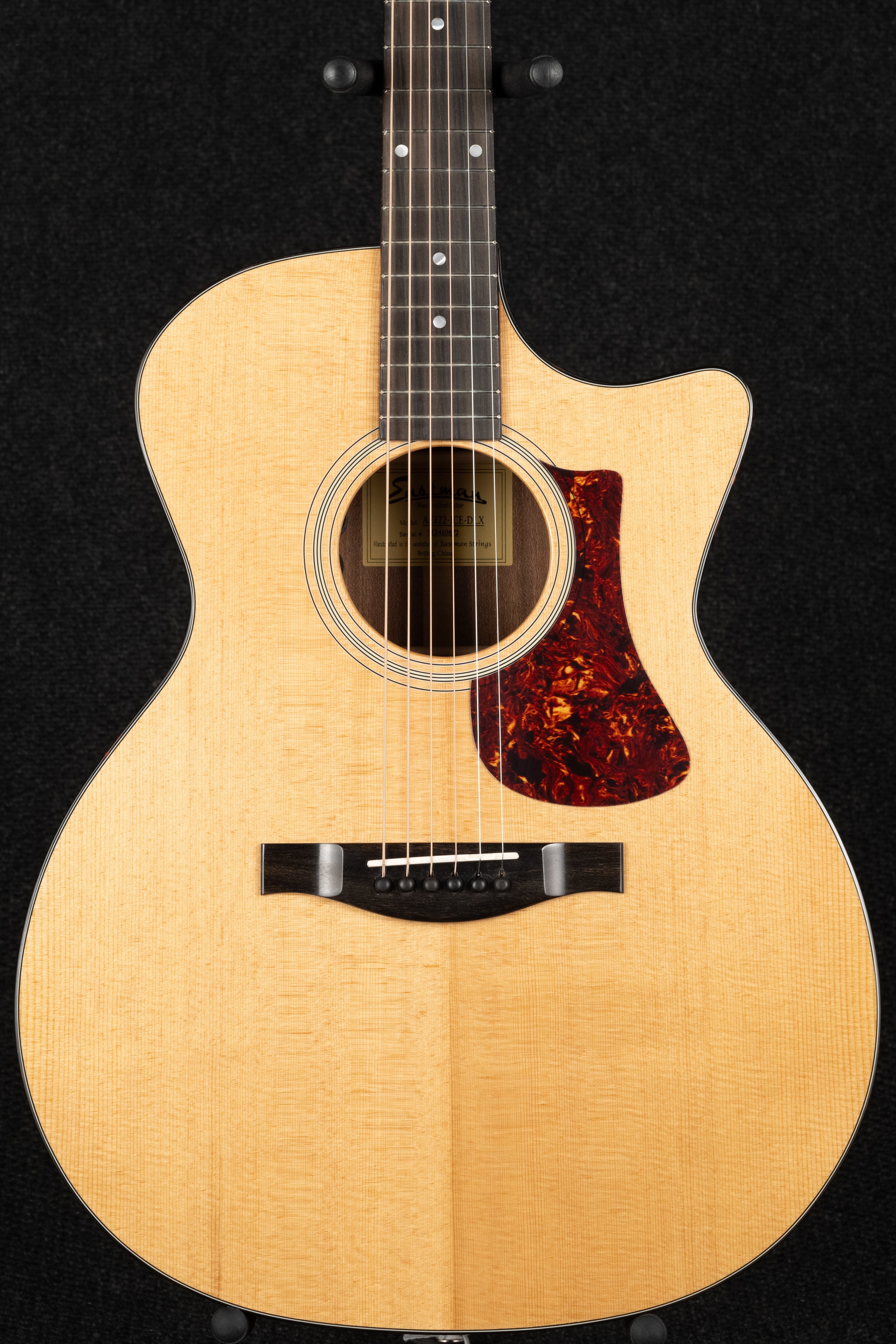 AC122-1CE-DLX - Natural