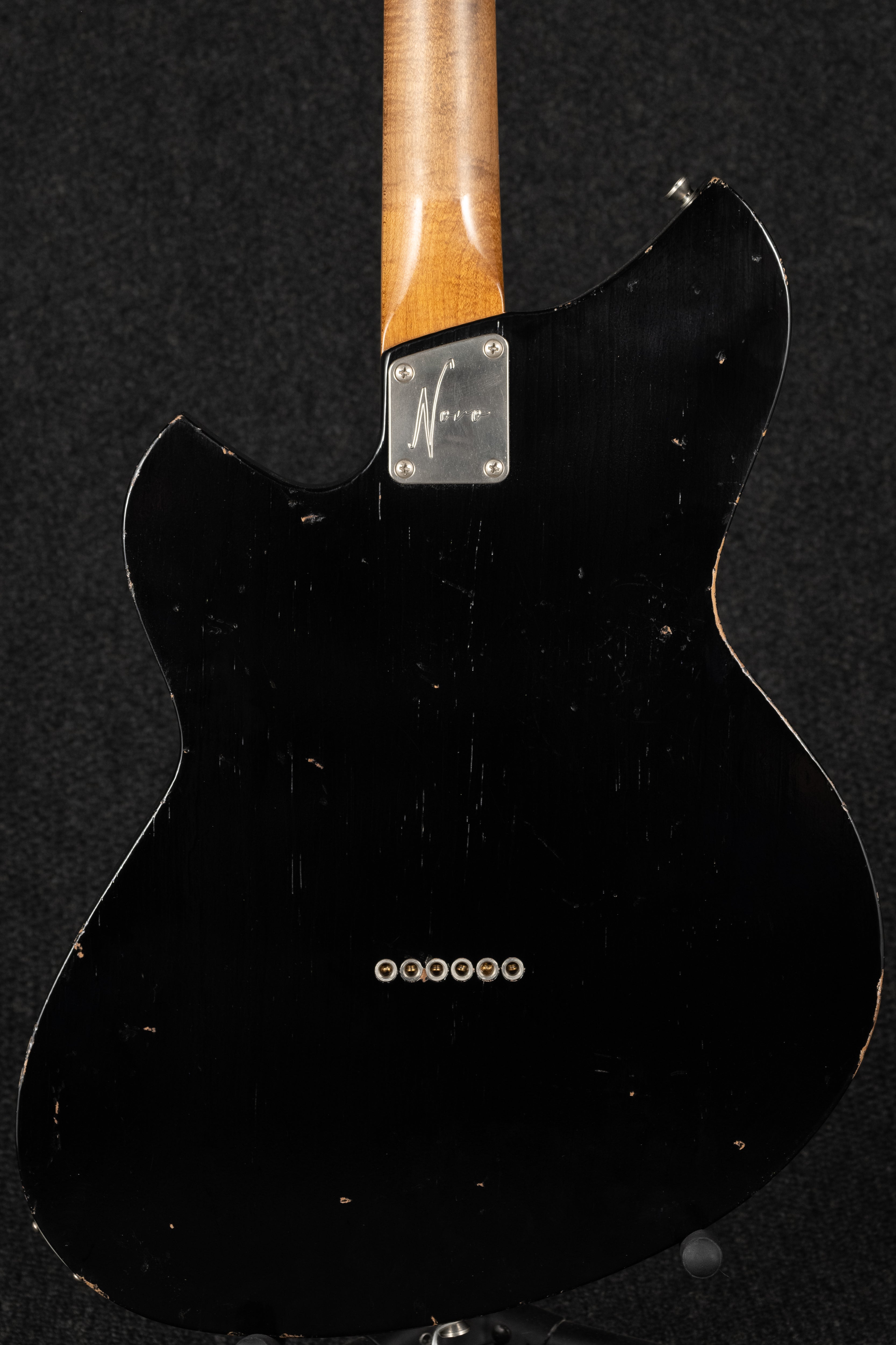 Serus T - Bull Black Light Distress