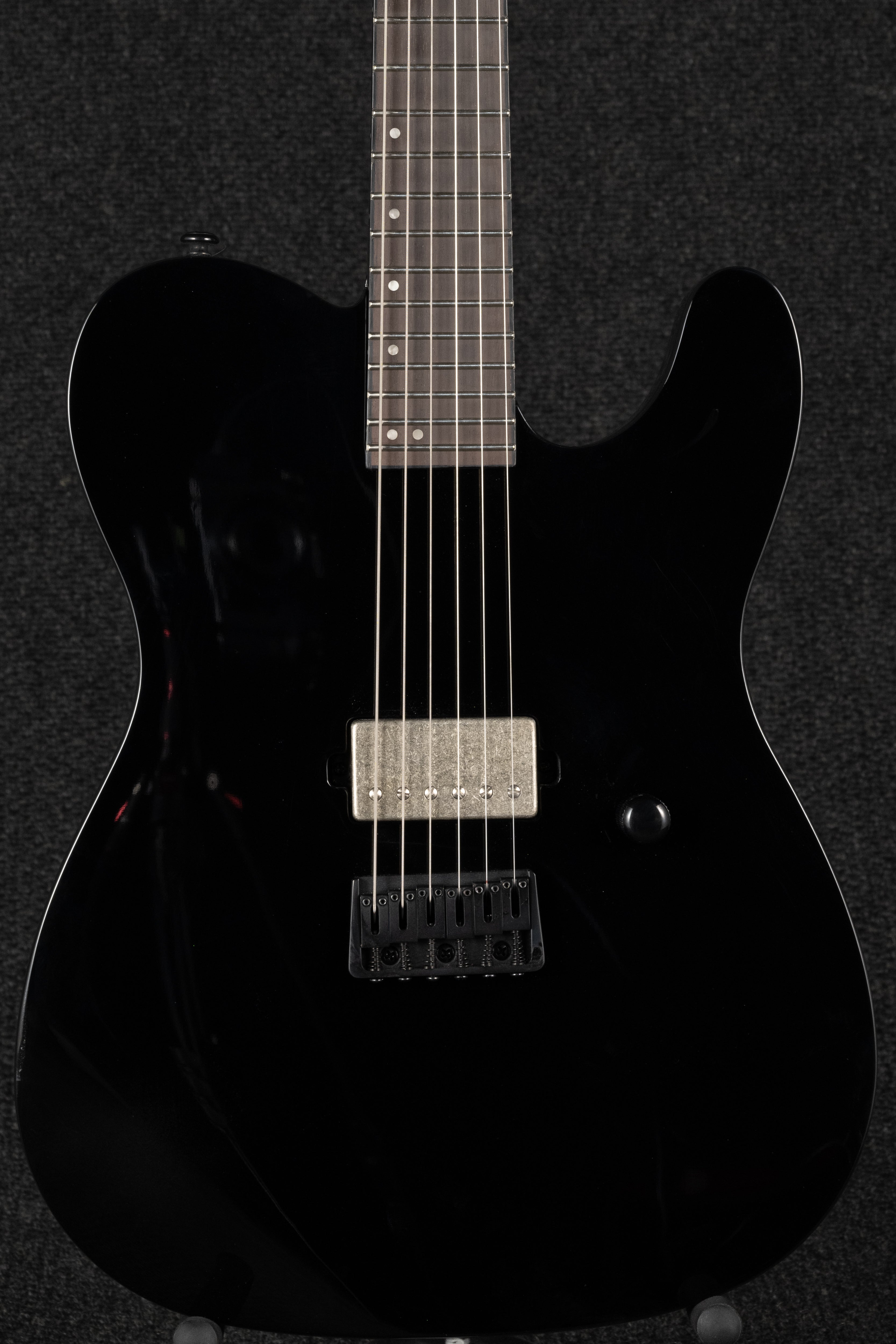 TE-201 - Black