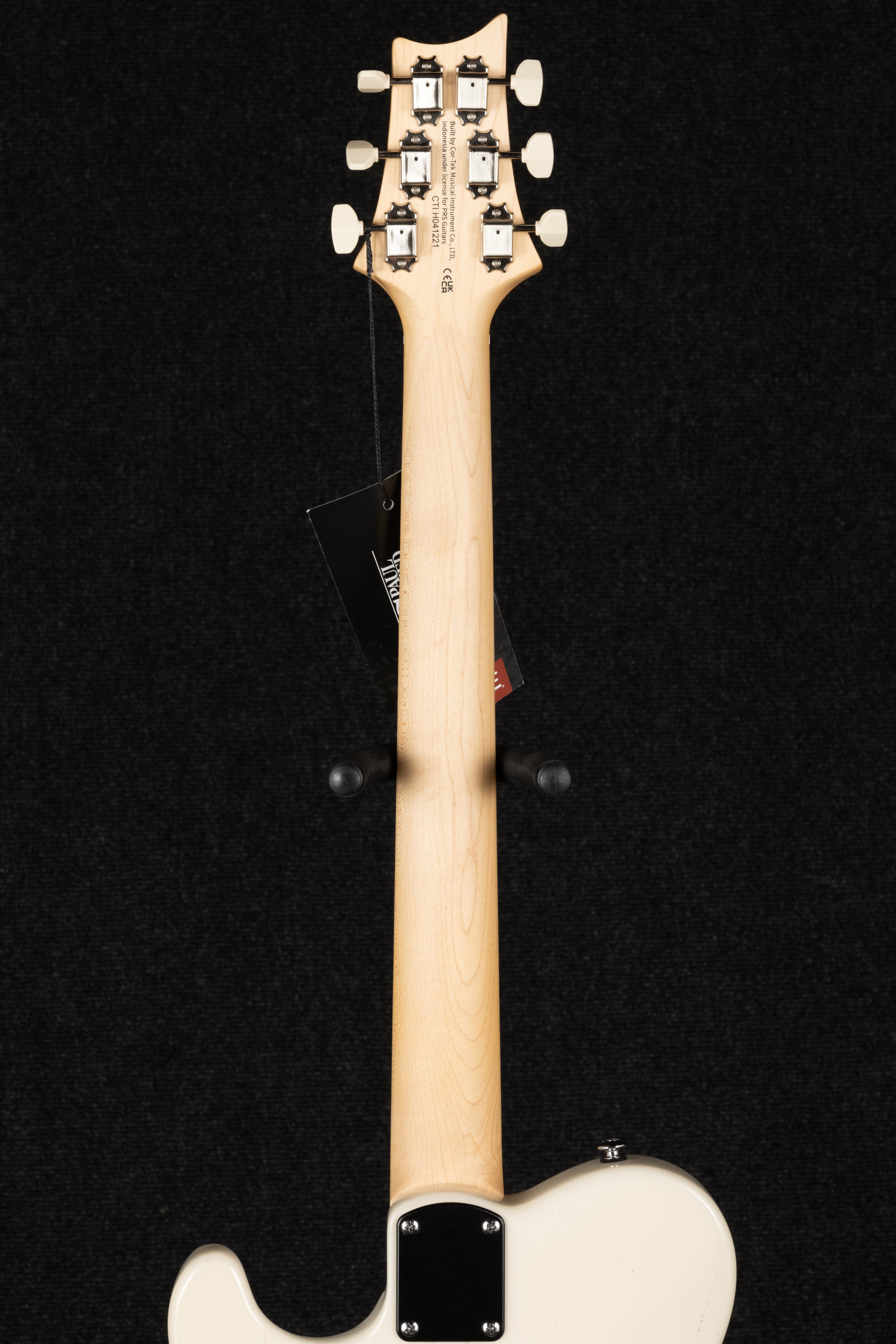 SE NF 53 - White Dog Hair