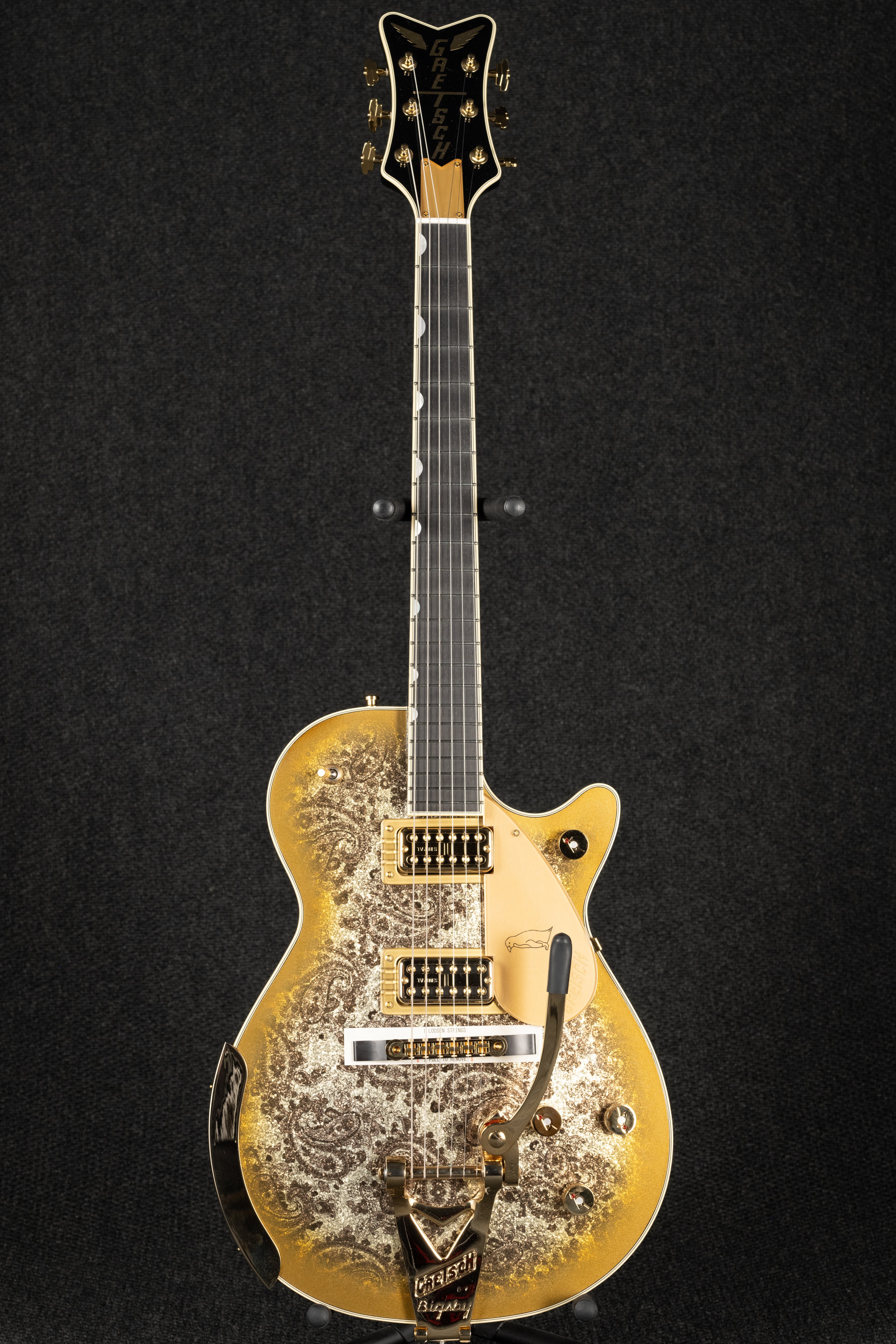 G6134TG Paisley Penguin - Gold Paisley Burst