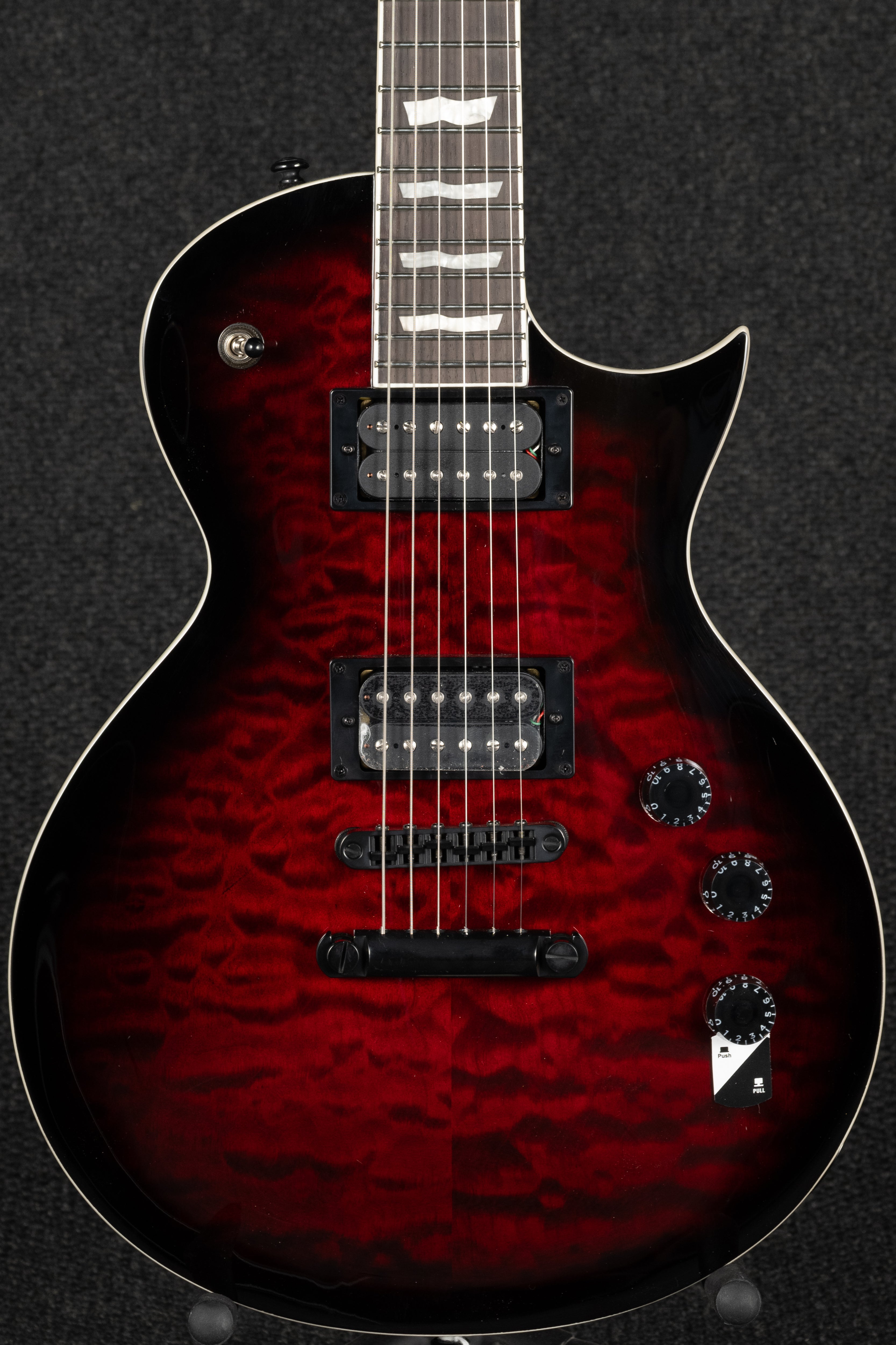 EC-256 - Quilted Maple See Thru Black Cherry Sunburst