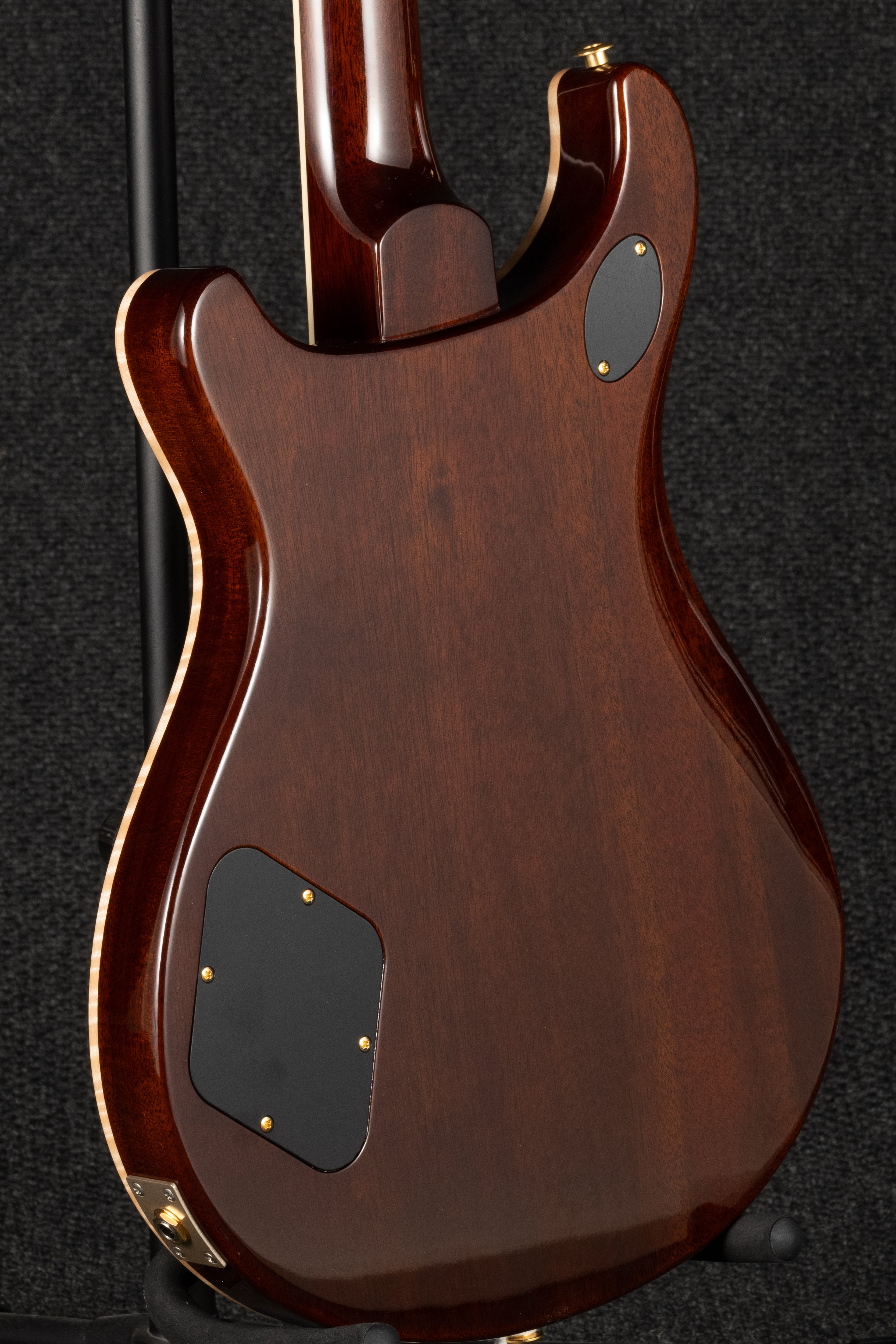 McCarty 594 10 Top - Tobacco