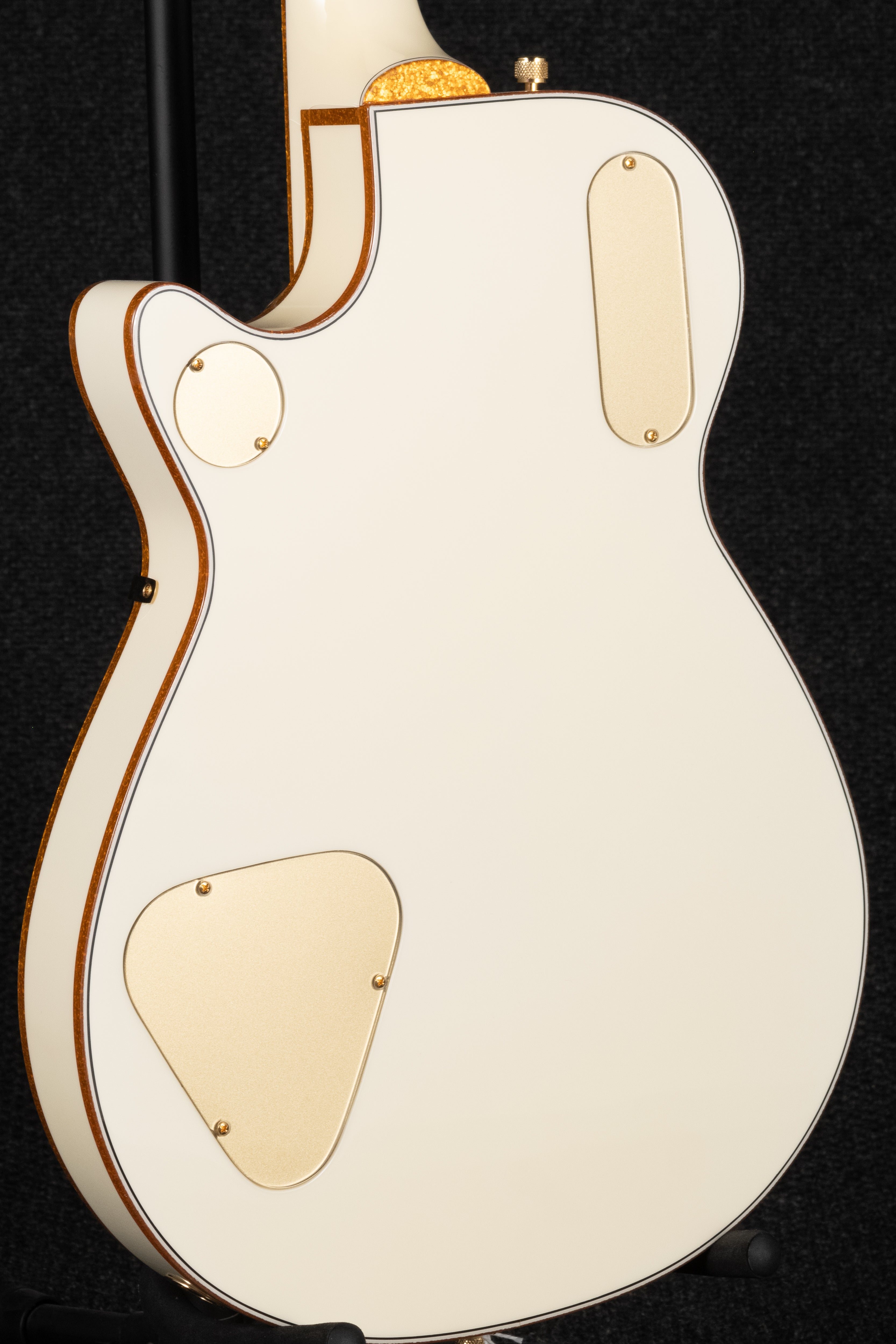 G6134 '59 Penguin Masterbuilt - Aged White