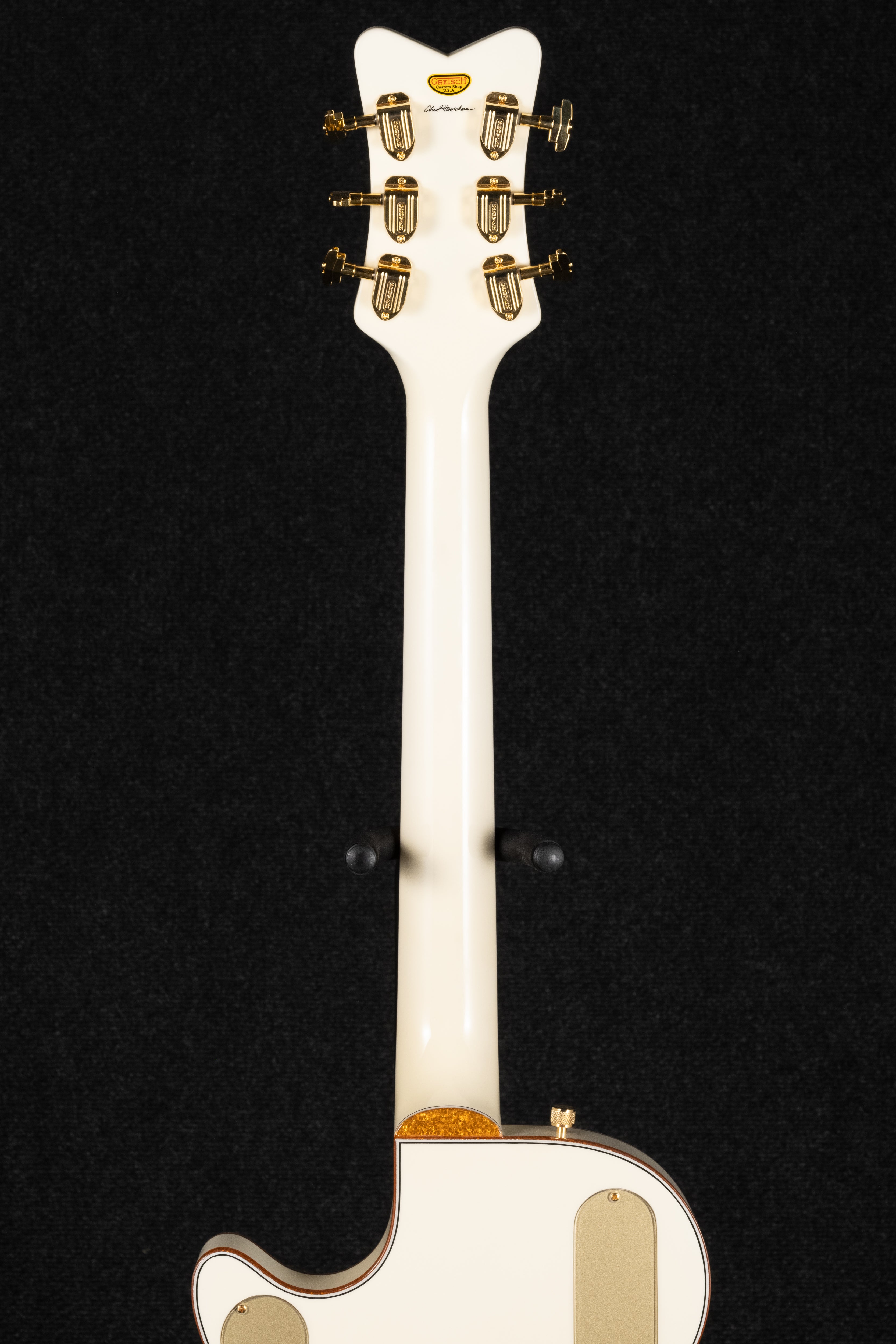 G6134 '59 Penguin Masterbuilt - Aged White