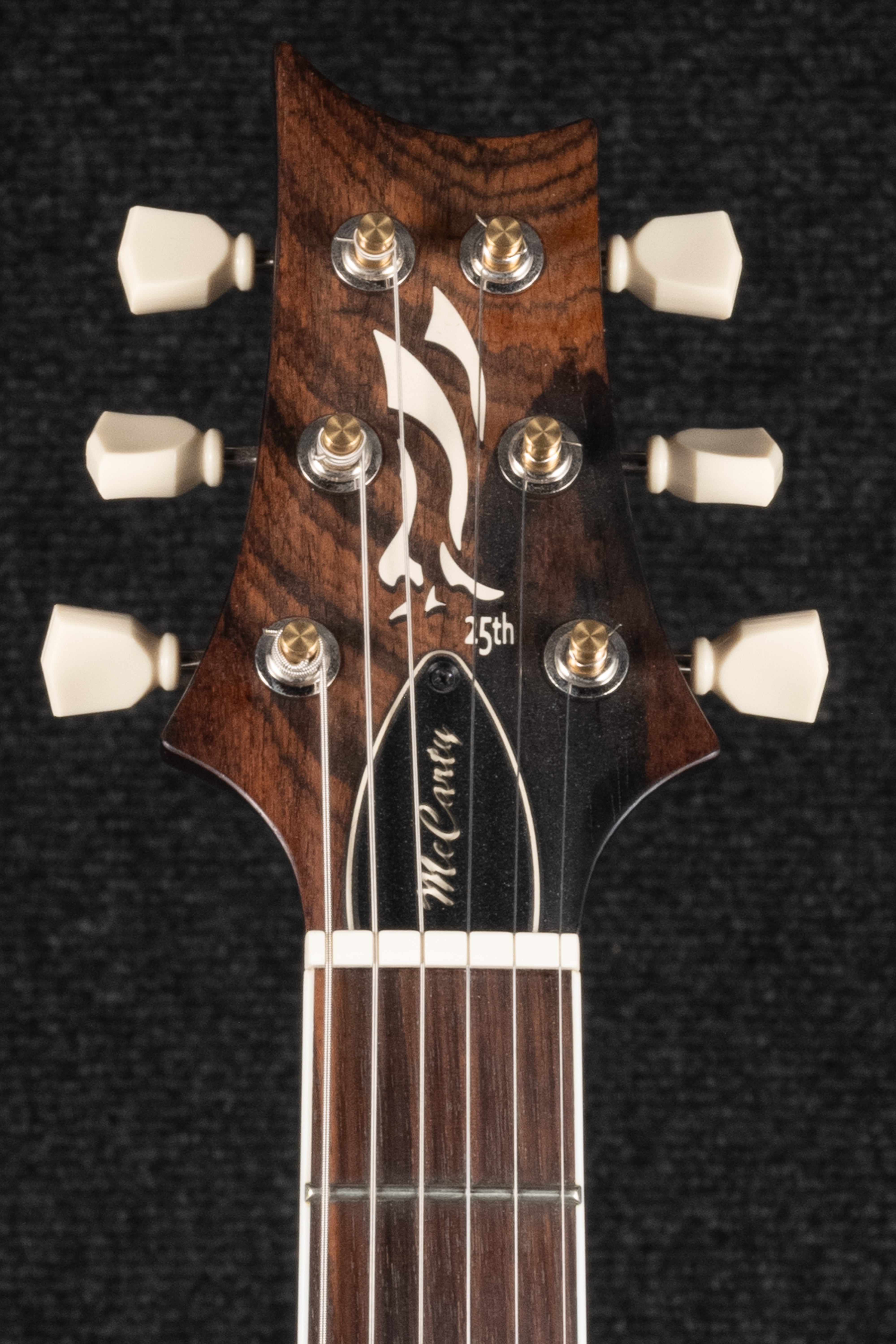 McCarty 25th Anniversary Narrowfield 10 Top