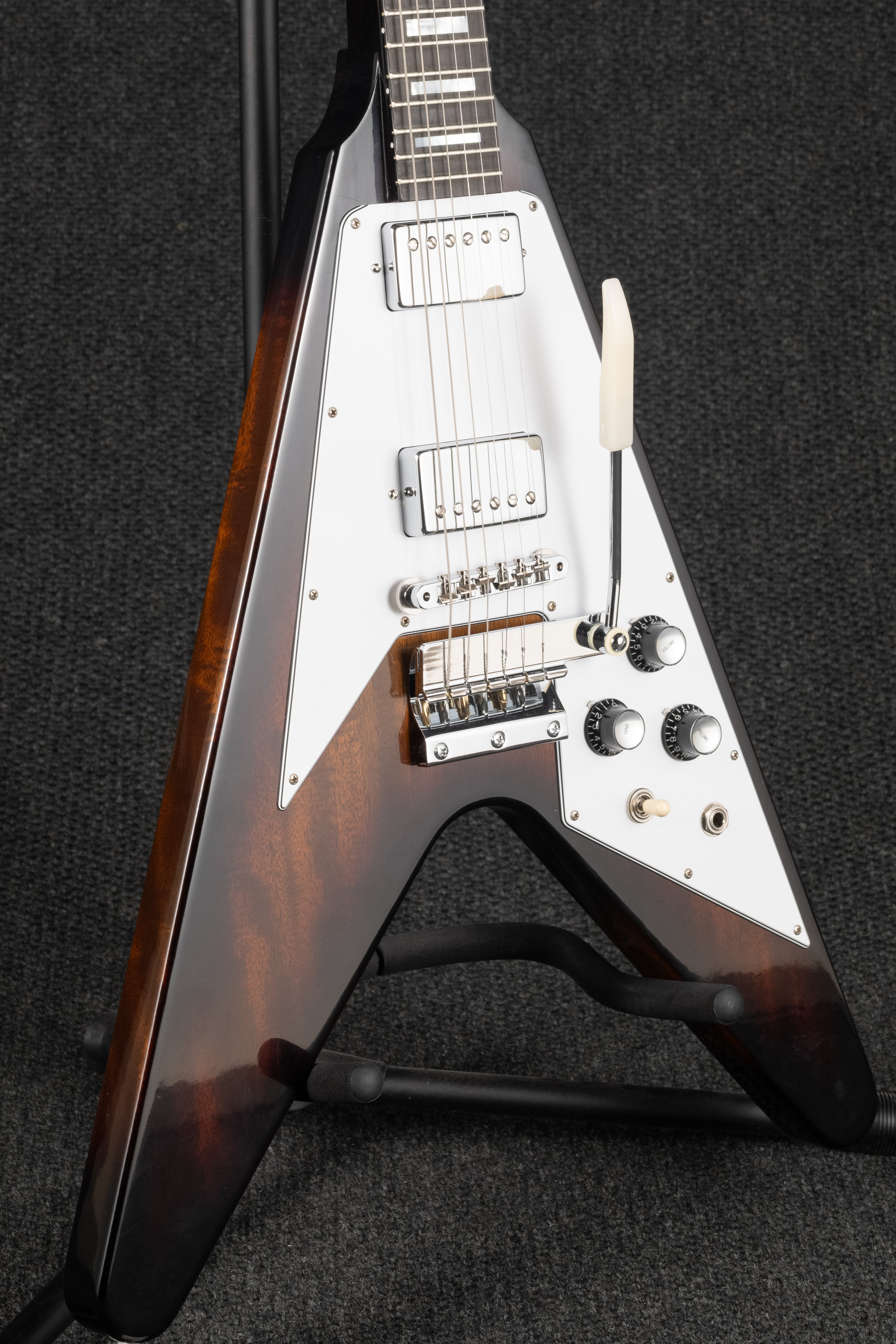 1967 RI Flying V Custom VOS w/Maestro Vibrola - Tobacco