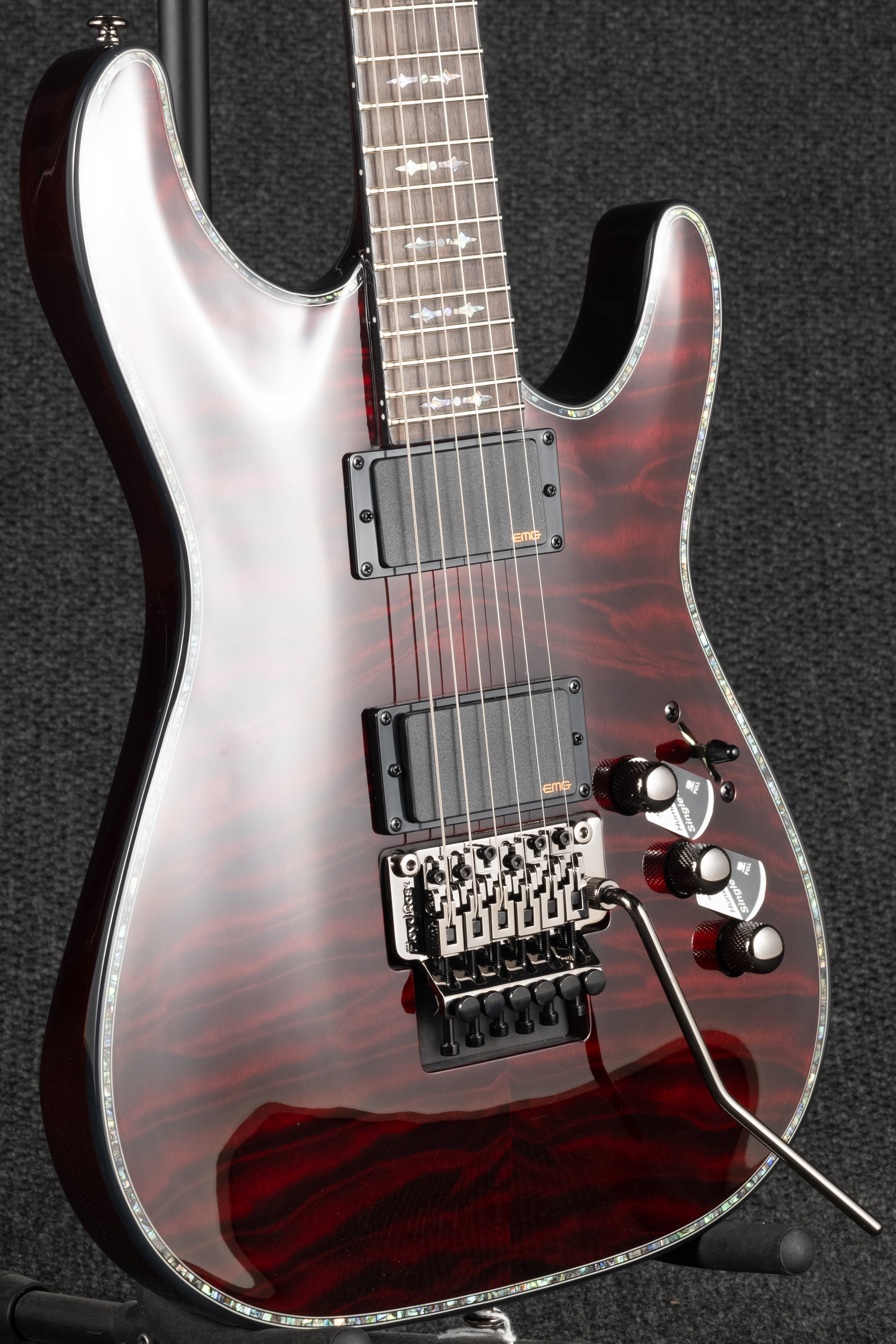 Hellraiser C-1 FR - Black Cherry