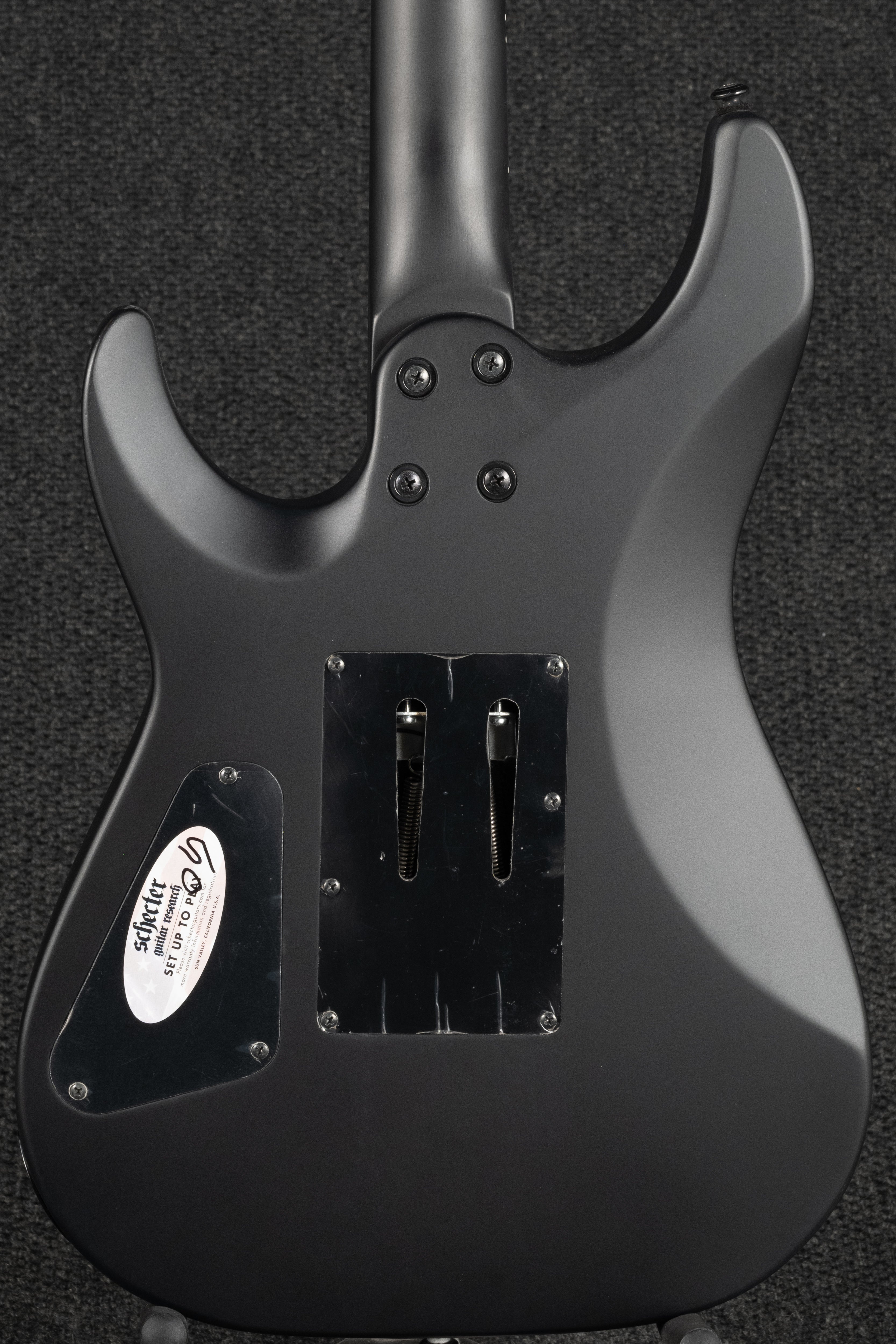 Damien-6 FR - Satin Black