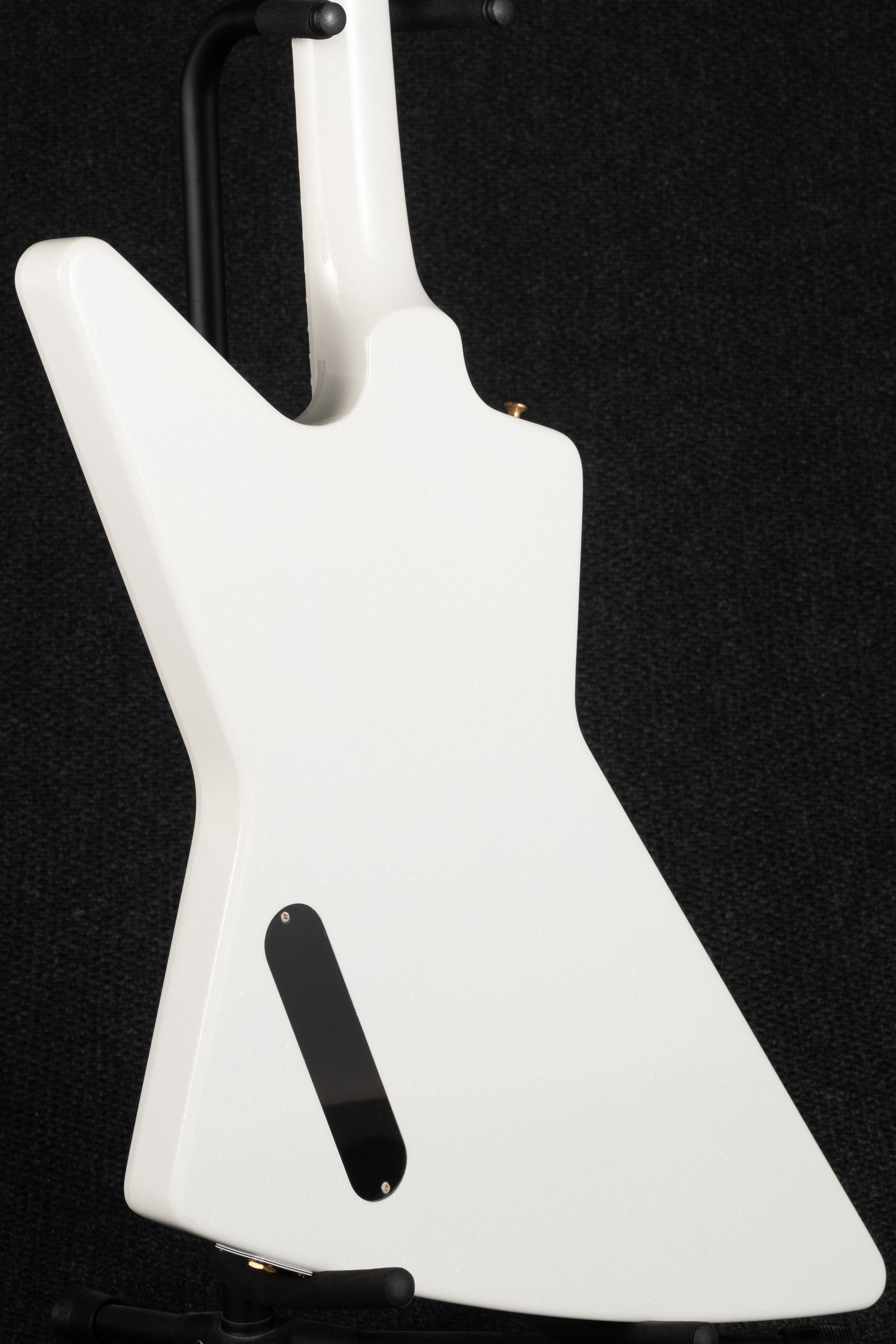 Explorer Custom - Alpine White Sparkle