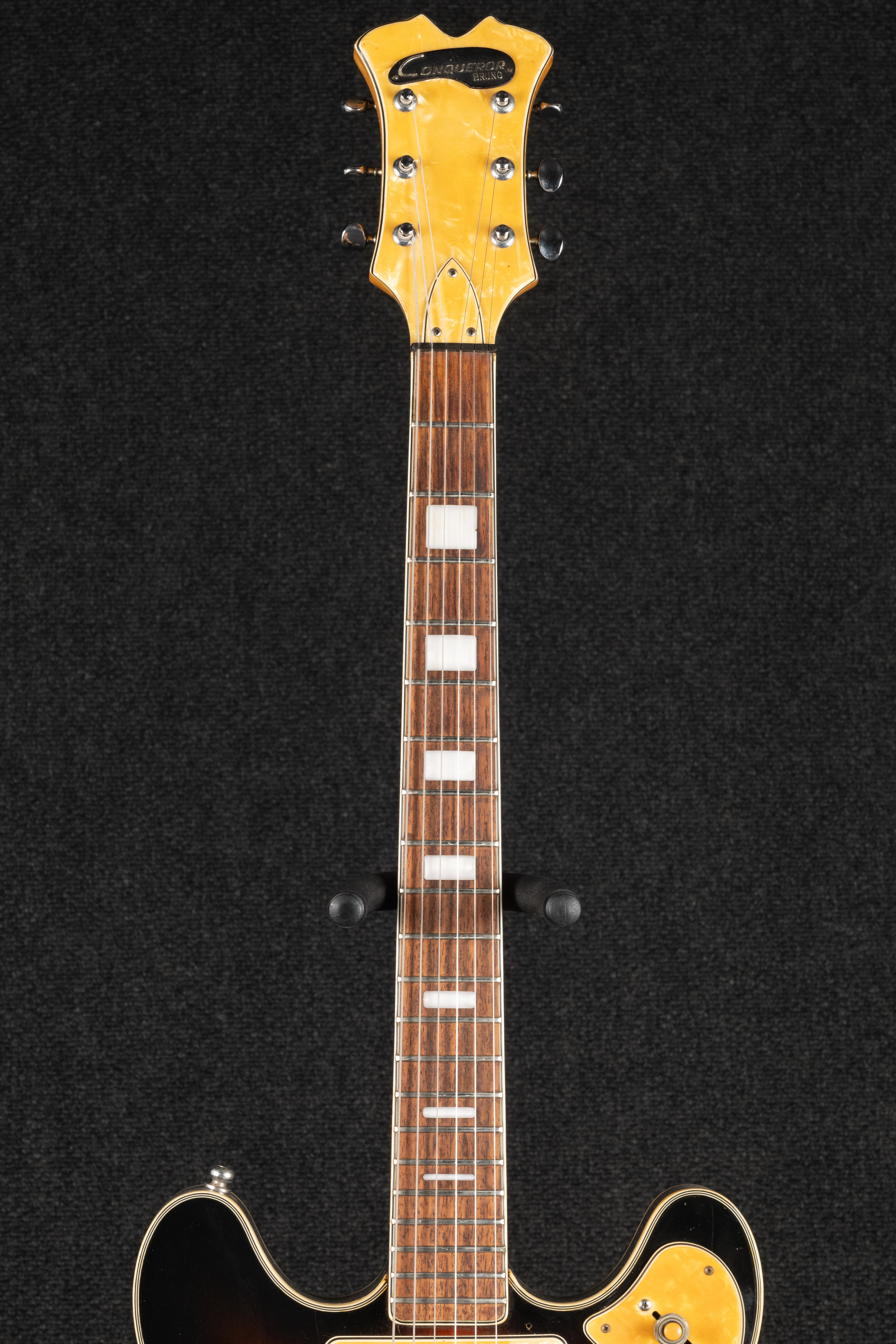 Conqueror Sunburst MIJ