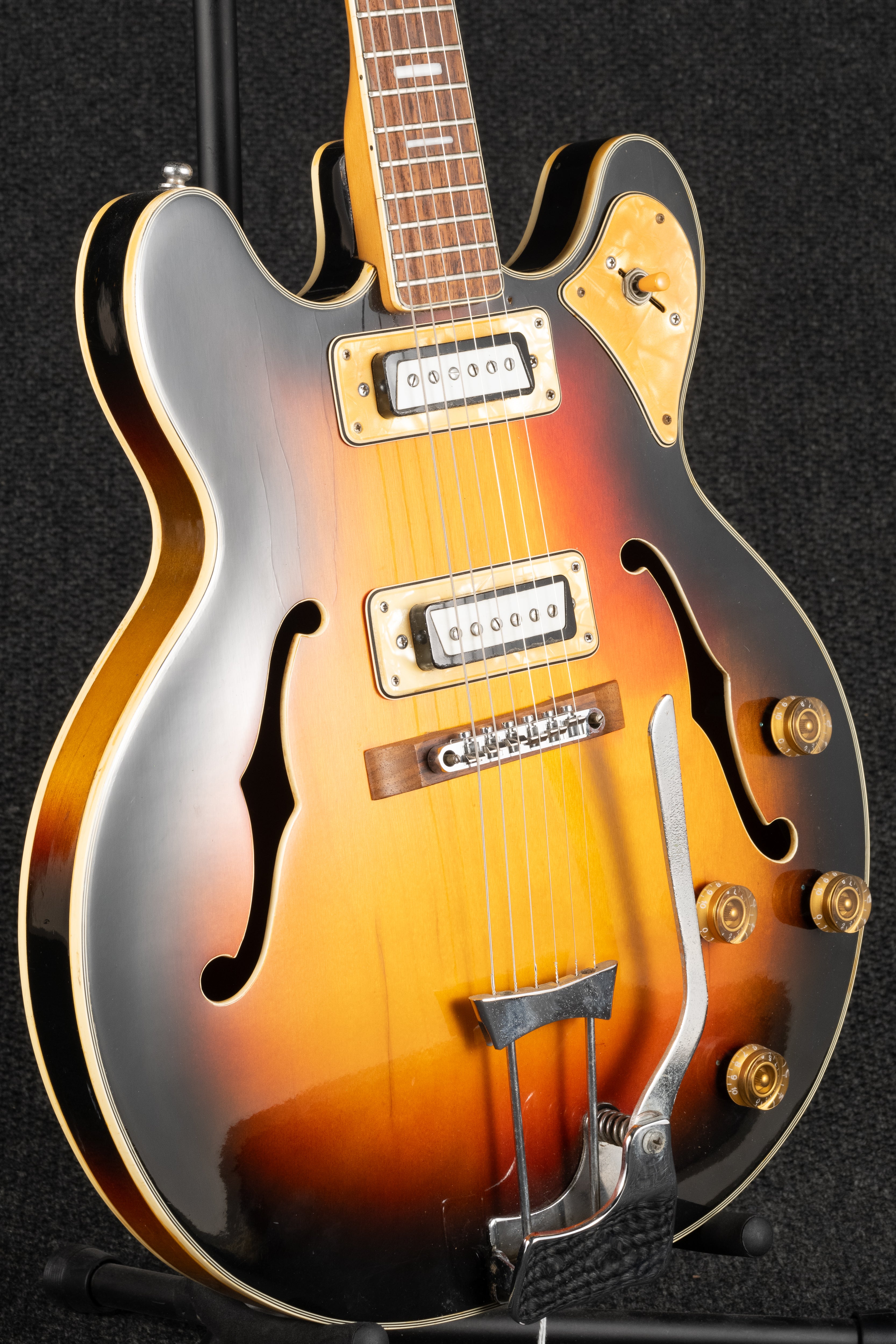 Conqueror Sunburst MIJ