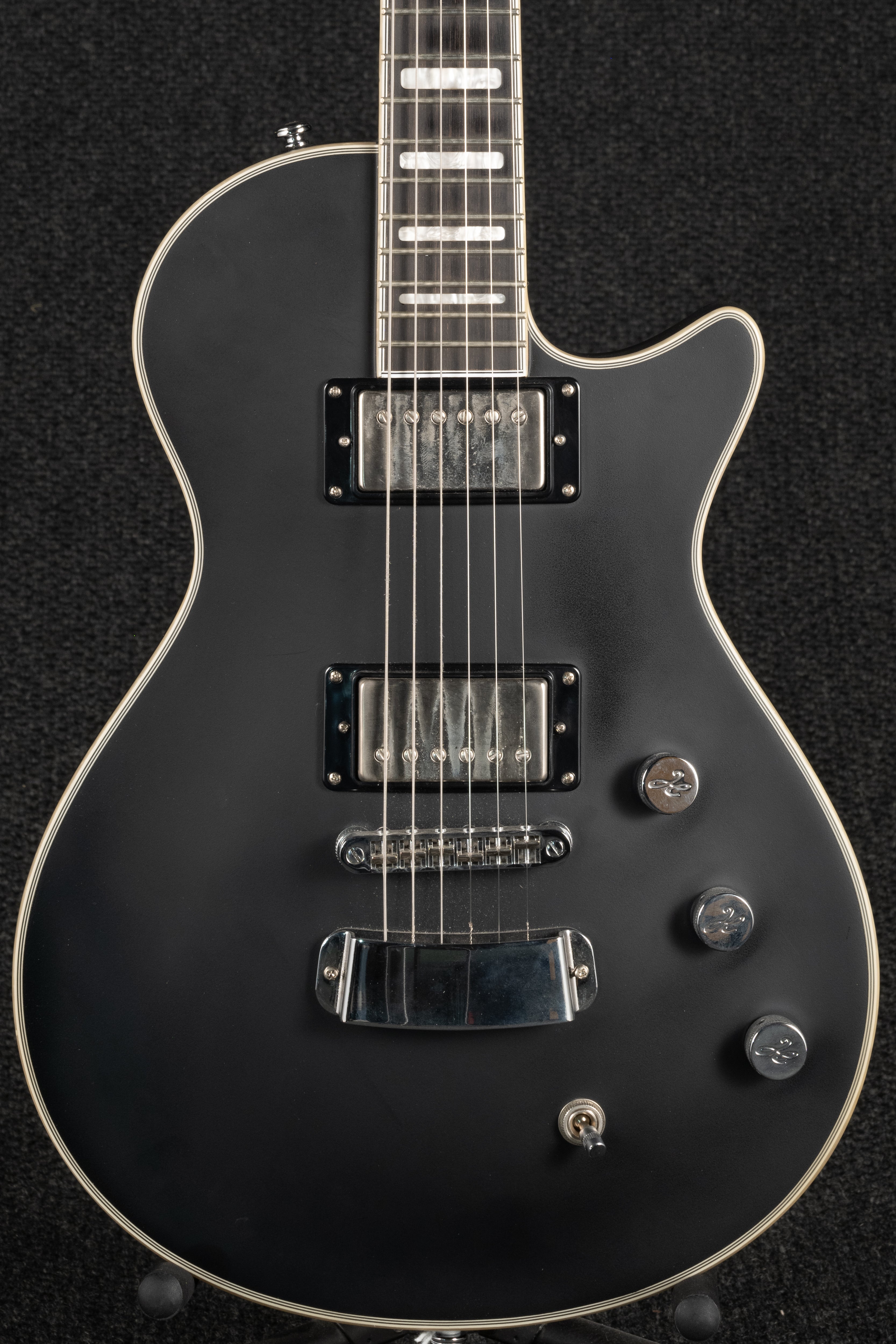 Ultra Max - Satin Black