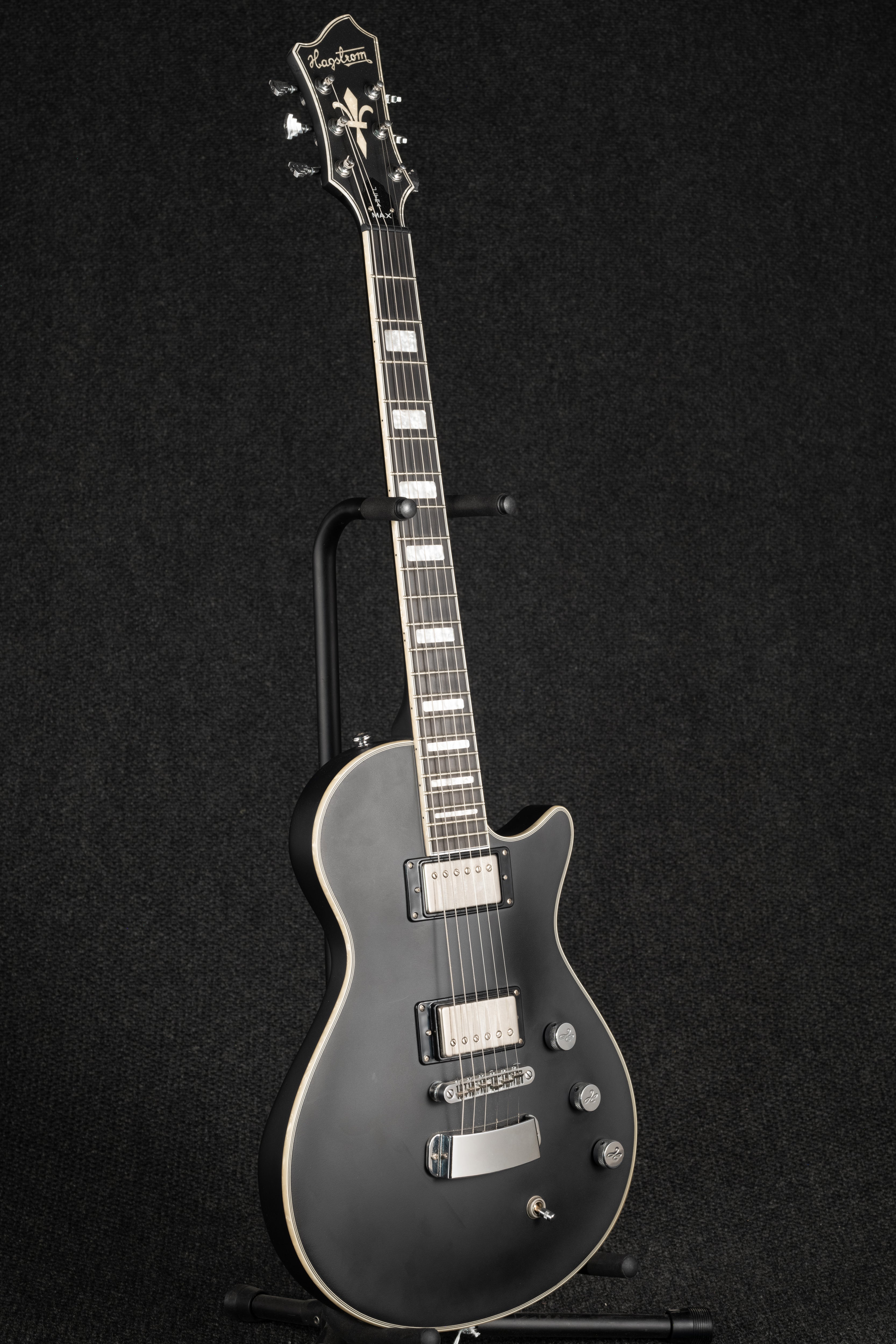 Ultra Max - Satin Black