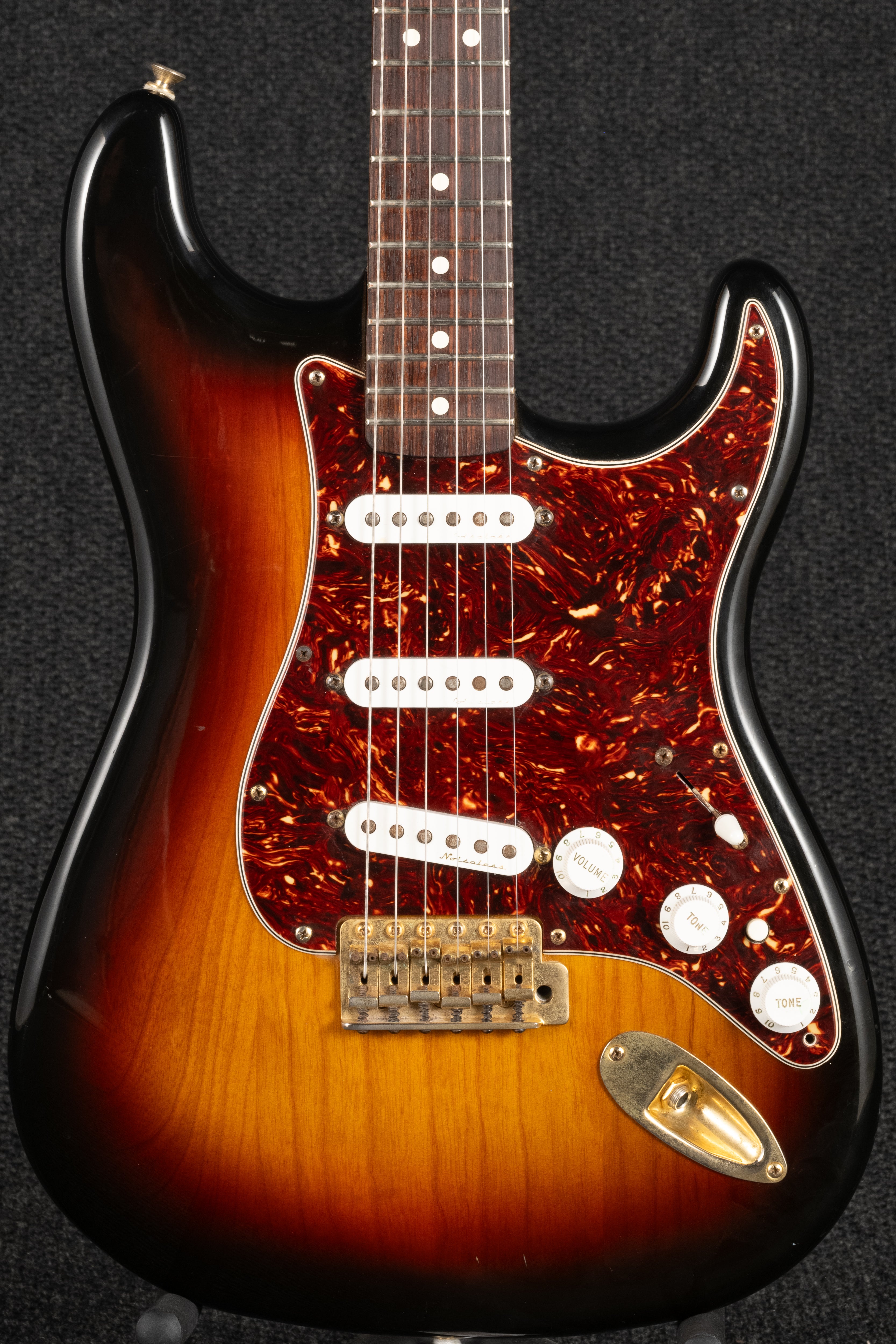 Stratocaster Deluxe MIM - Sunburst