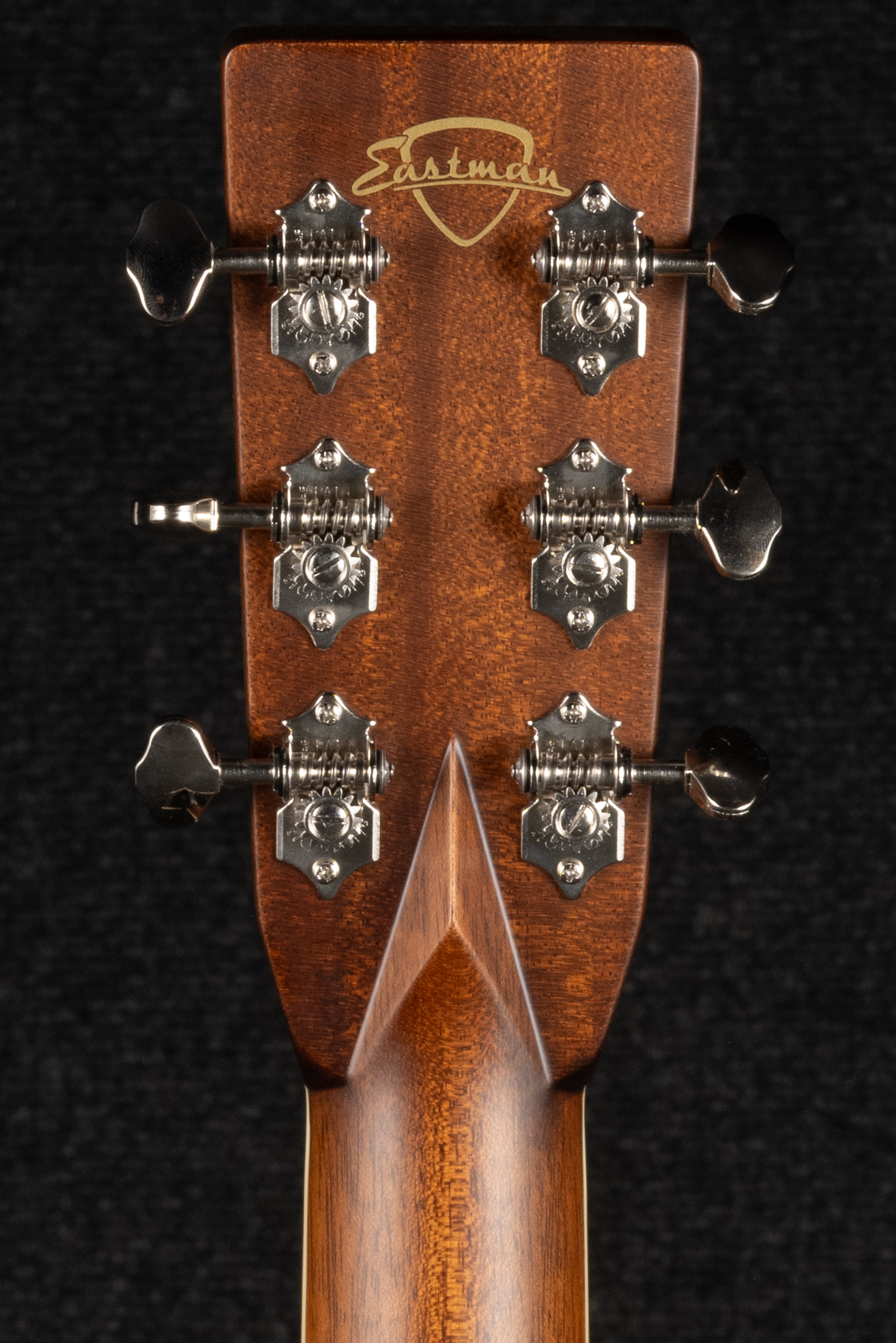 E20D-LSH-TC Dreadnought