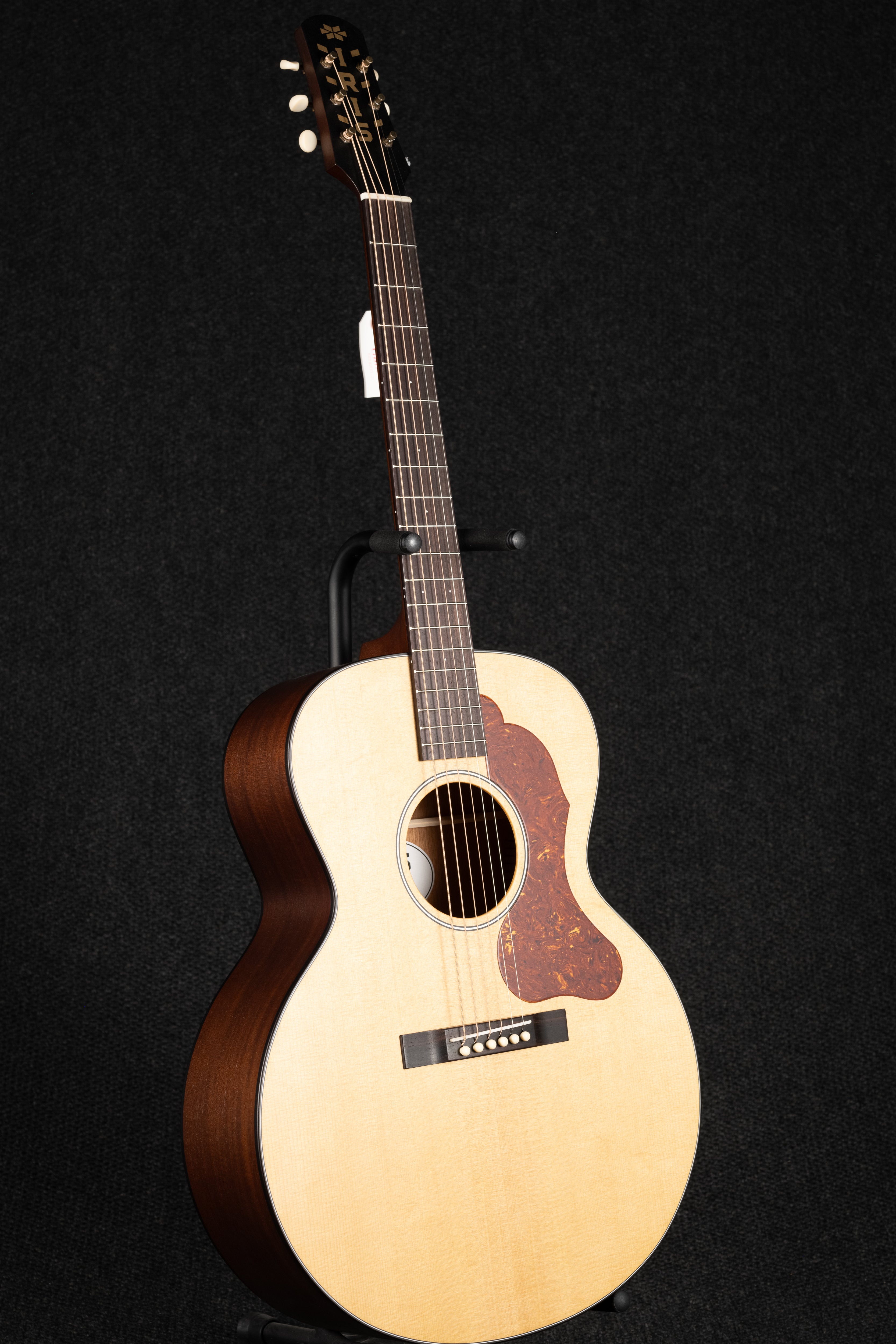 AB Acoustic Guitar - Natural
