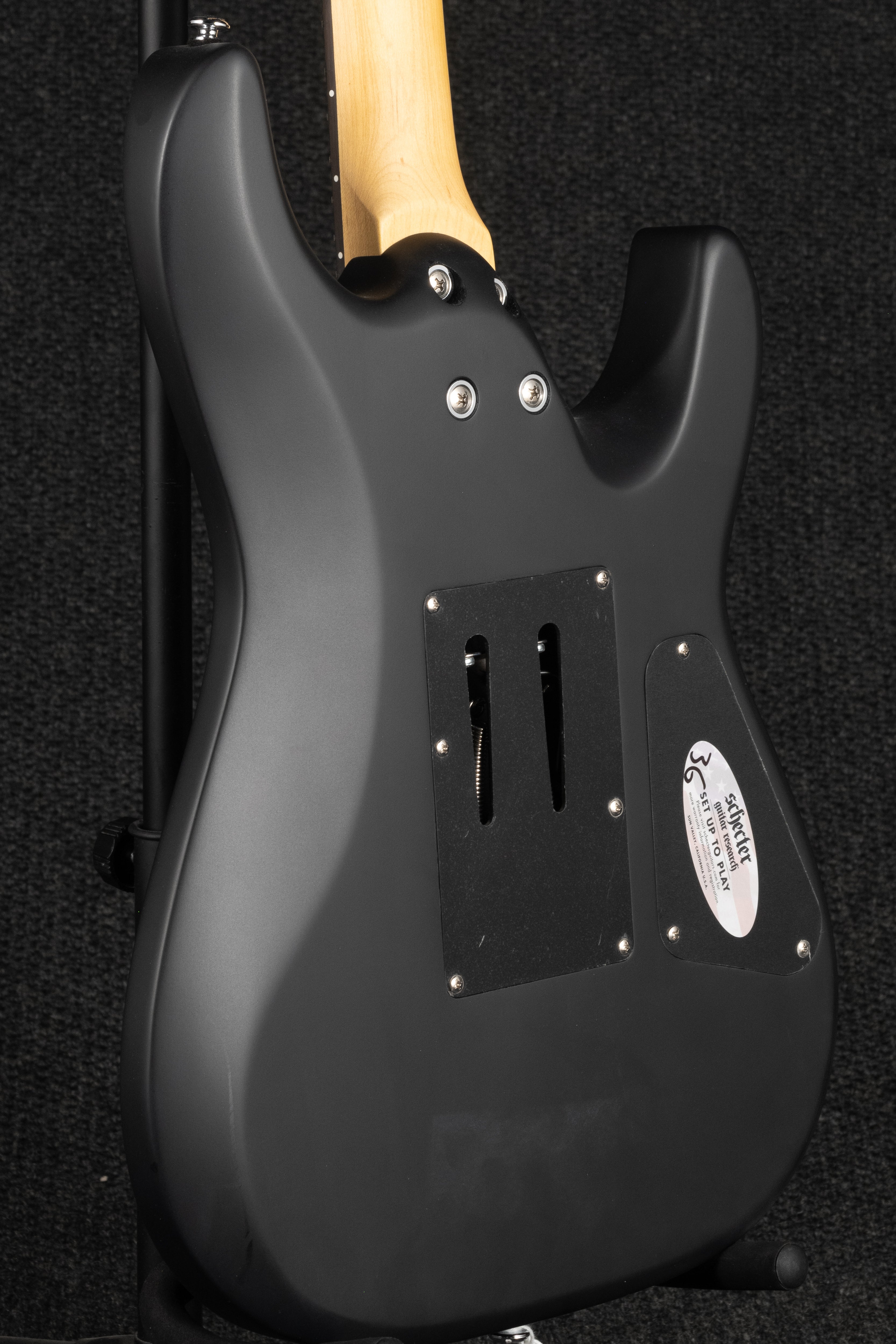 C-6 FR Deluxe LH - Satin Black