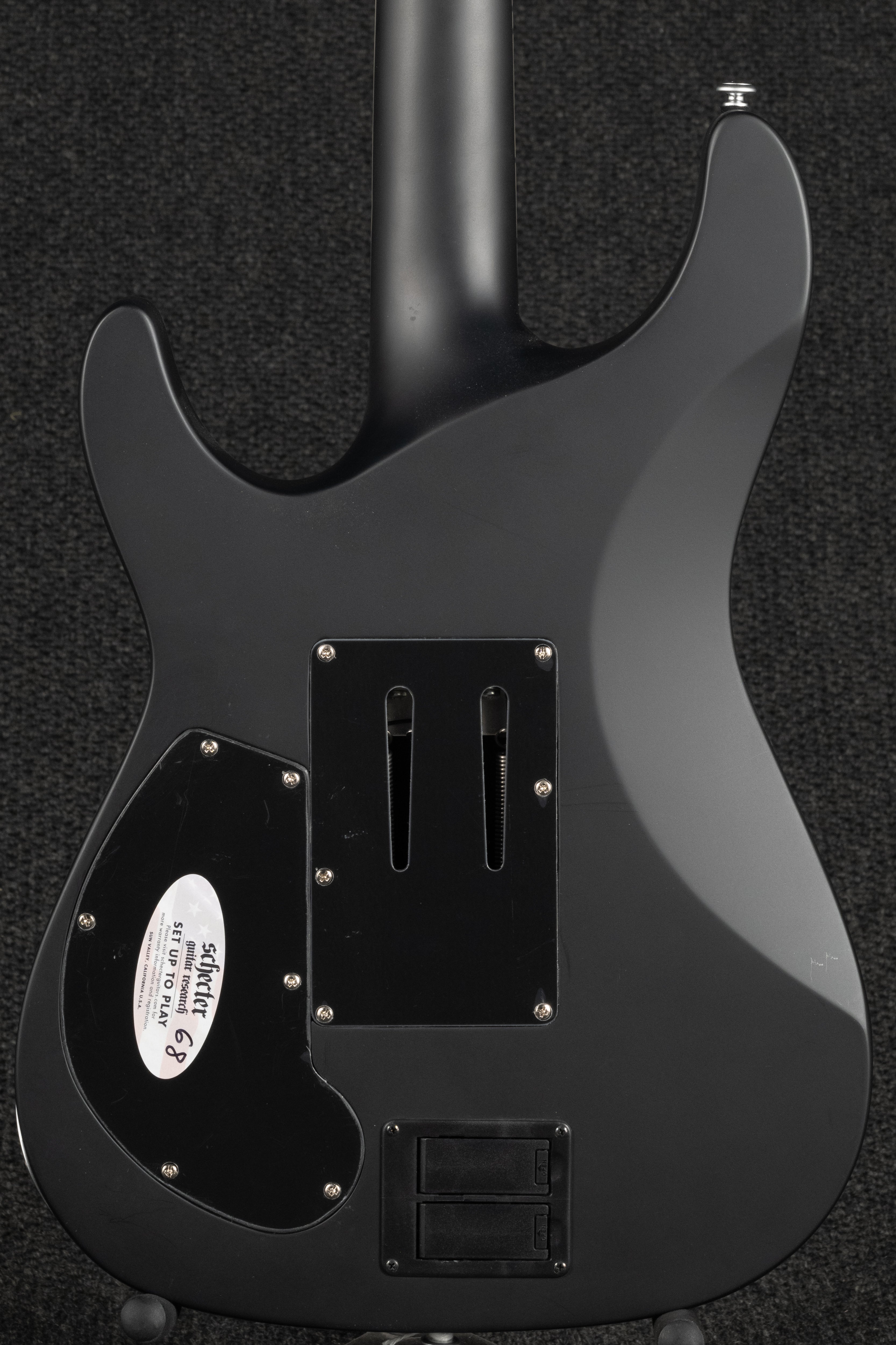 Damien Platinum-6 - Satin Black