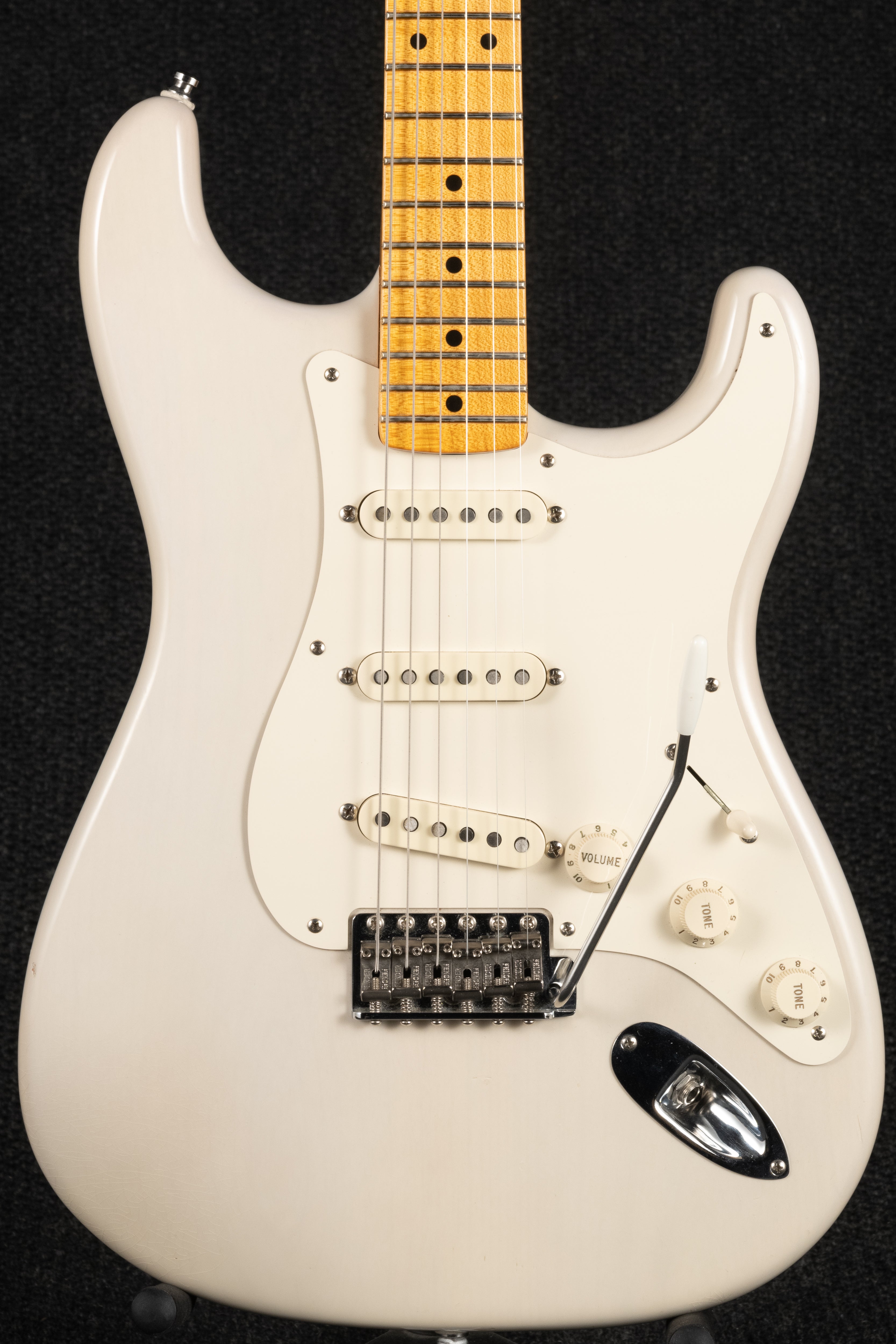 Eric Johnson Artist Stratocaster - White Blonde