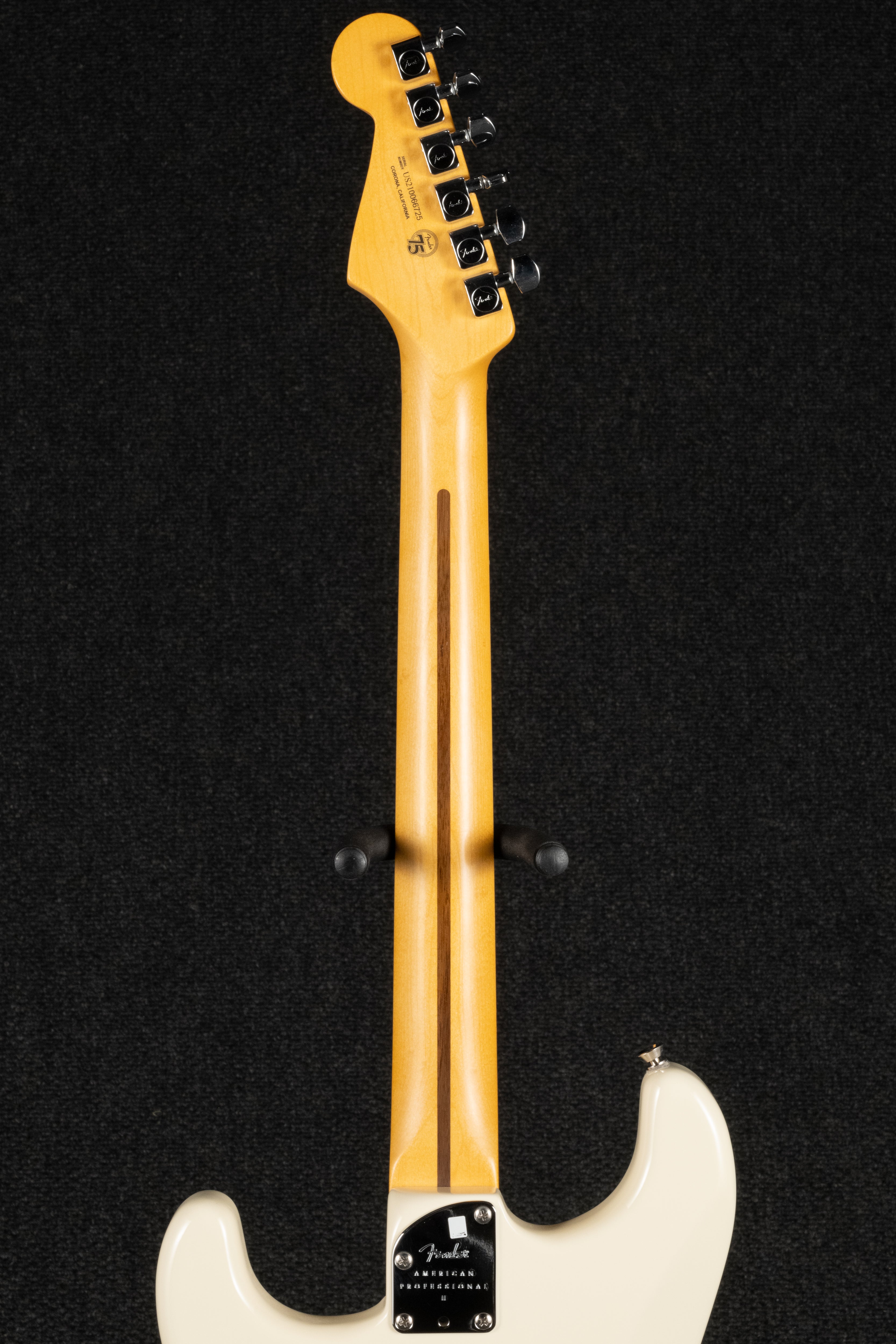 American Professional II Sratocaster - Olympic White