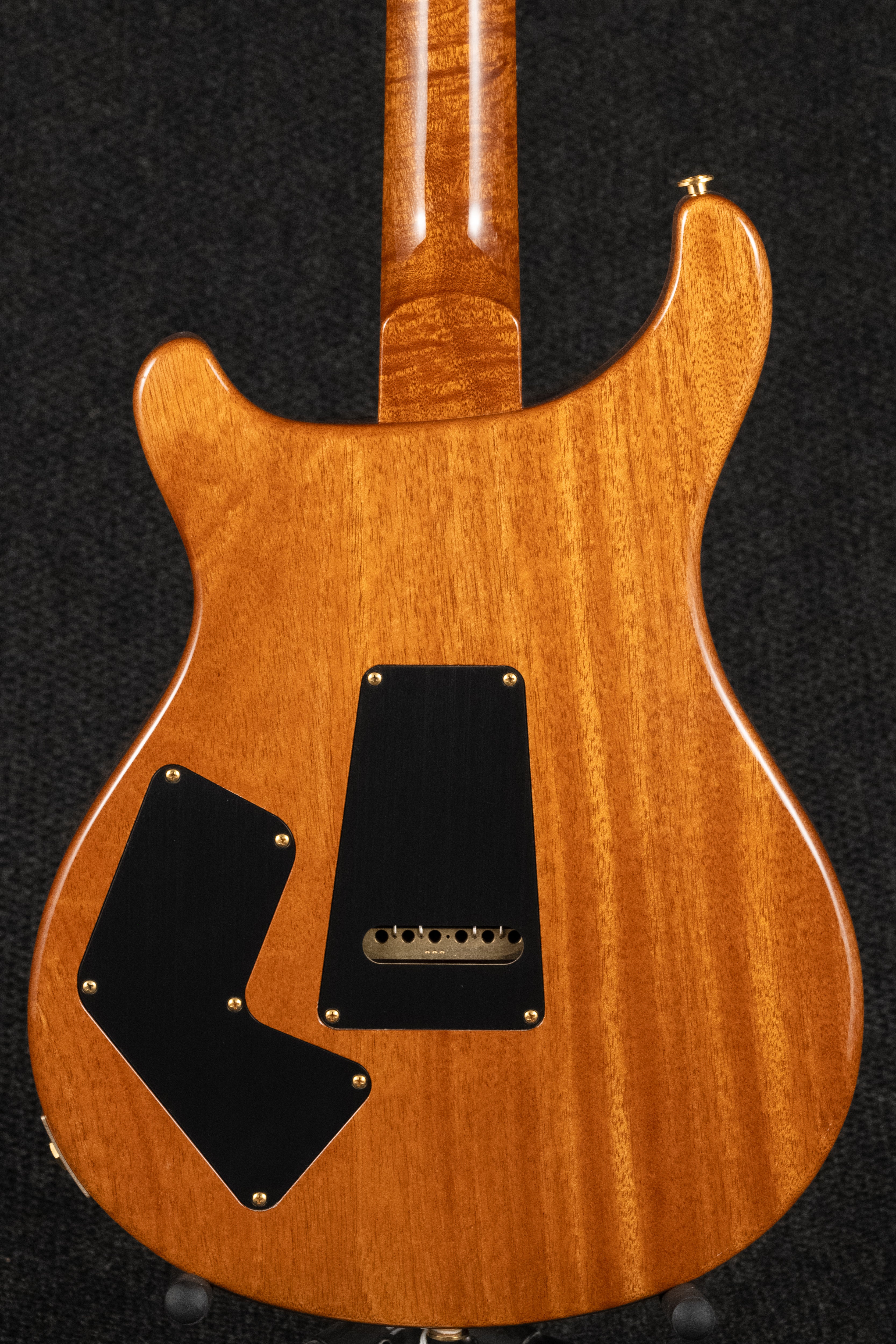 Eagle V "Experience 2020" Model - Charcoal