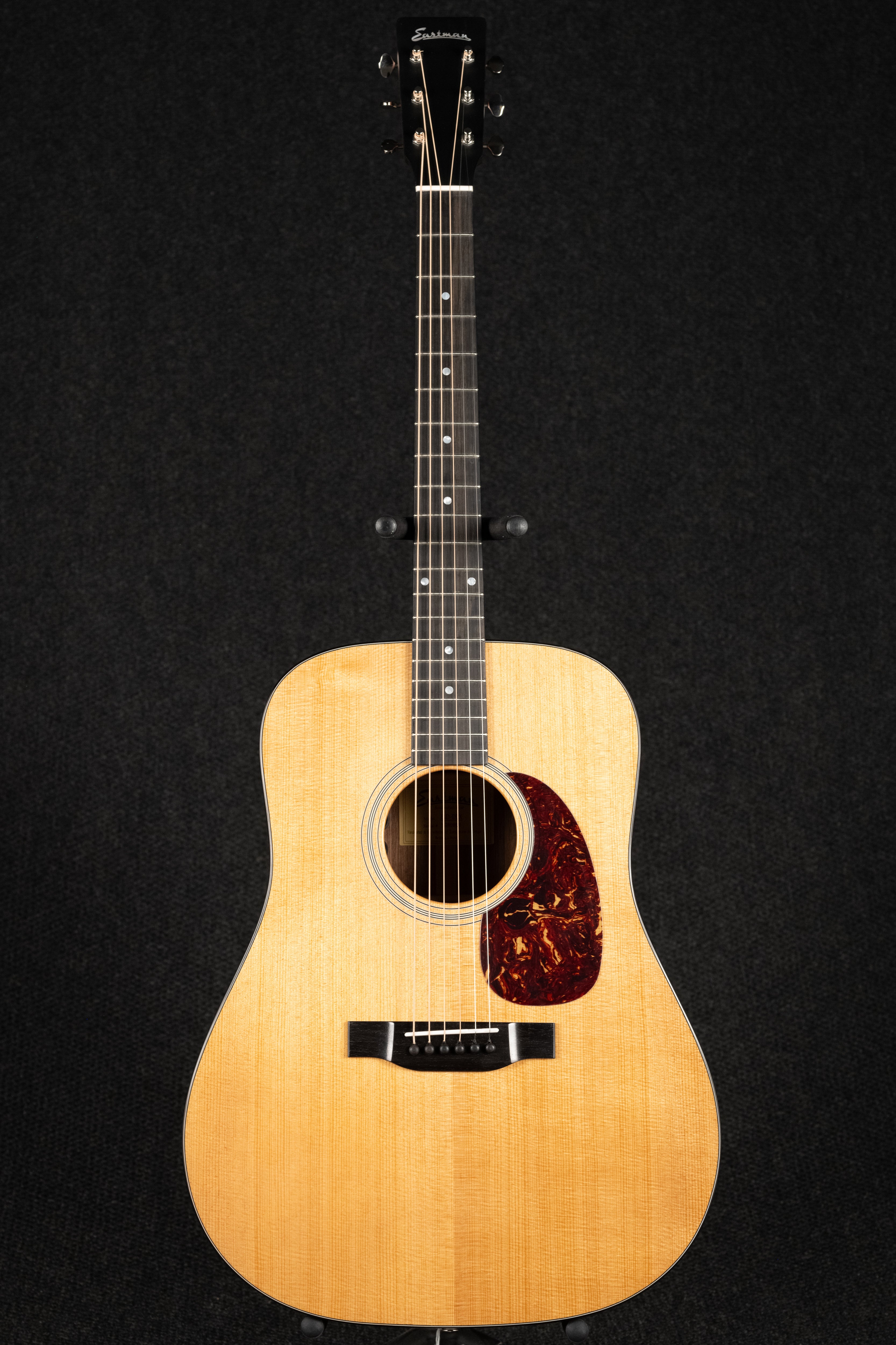 E1D-DLX: Sitka/Sapele