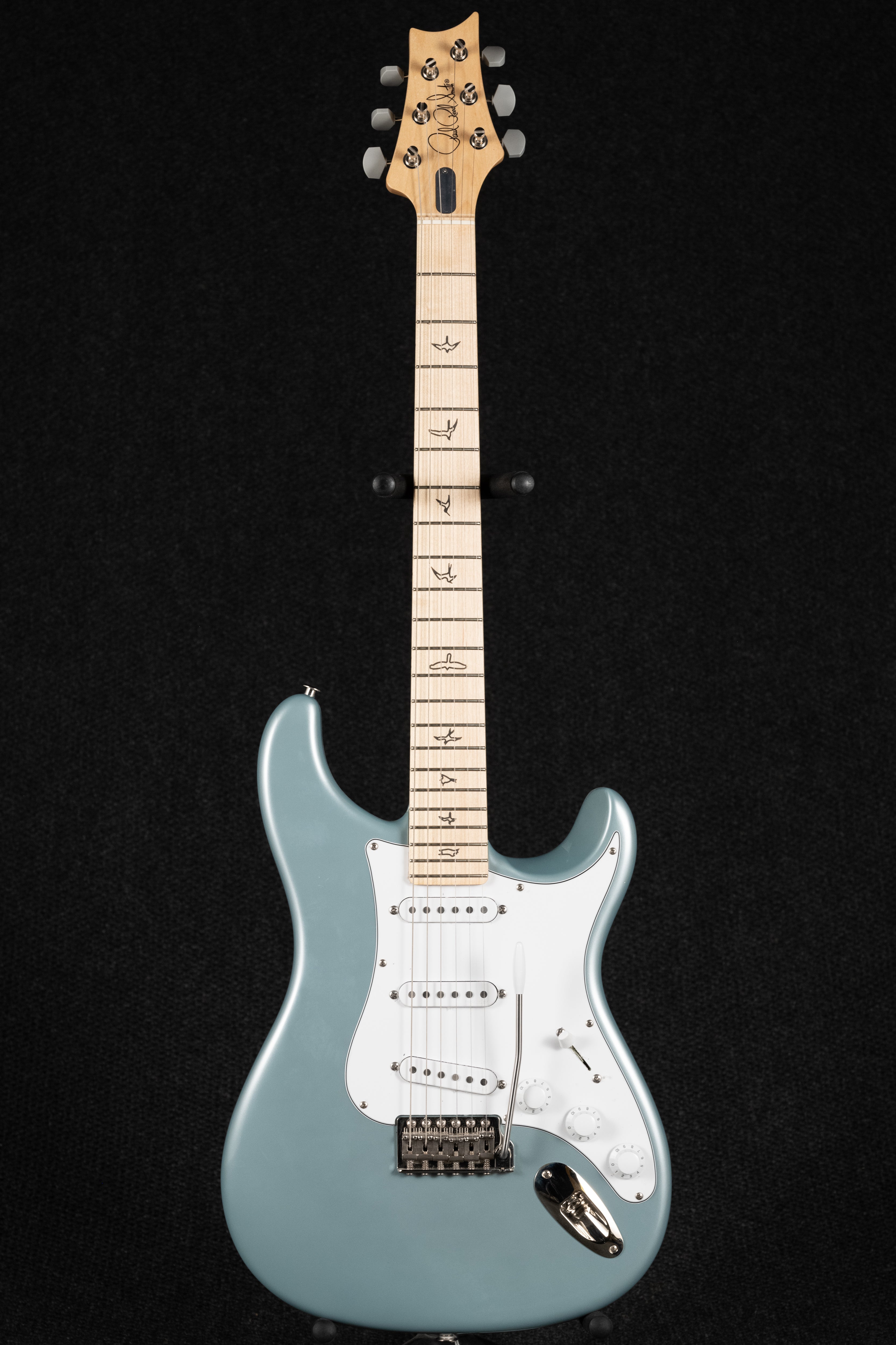 John Mayer Silver Sky, Maple - Polar Blue